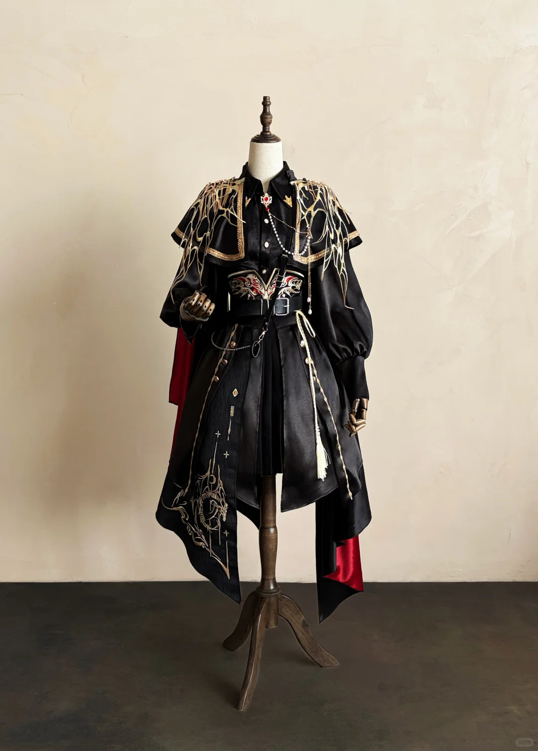 Dragon Radiance · Crimson Dawn Cosplay Set