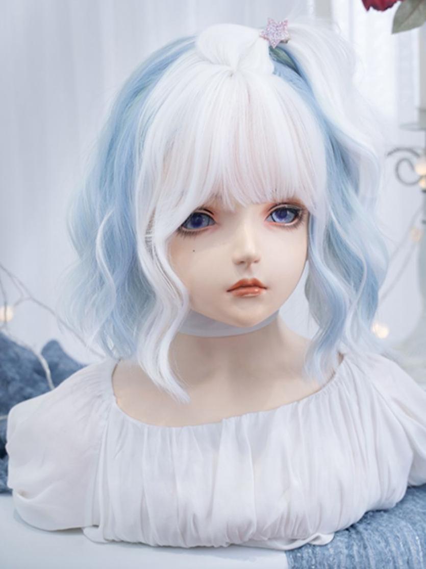 Short White Curly Jirai kei Wig with Blue Highlights