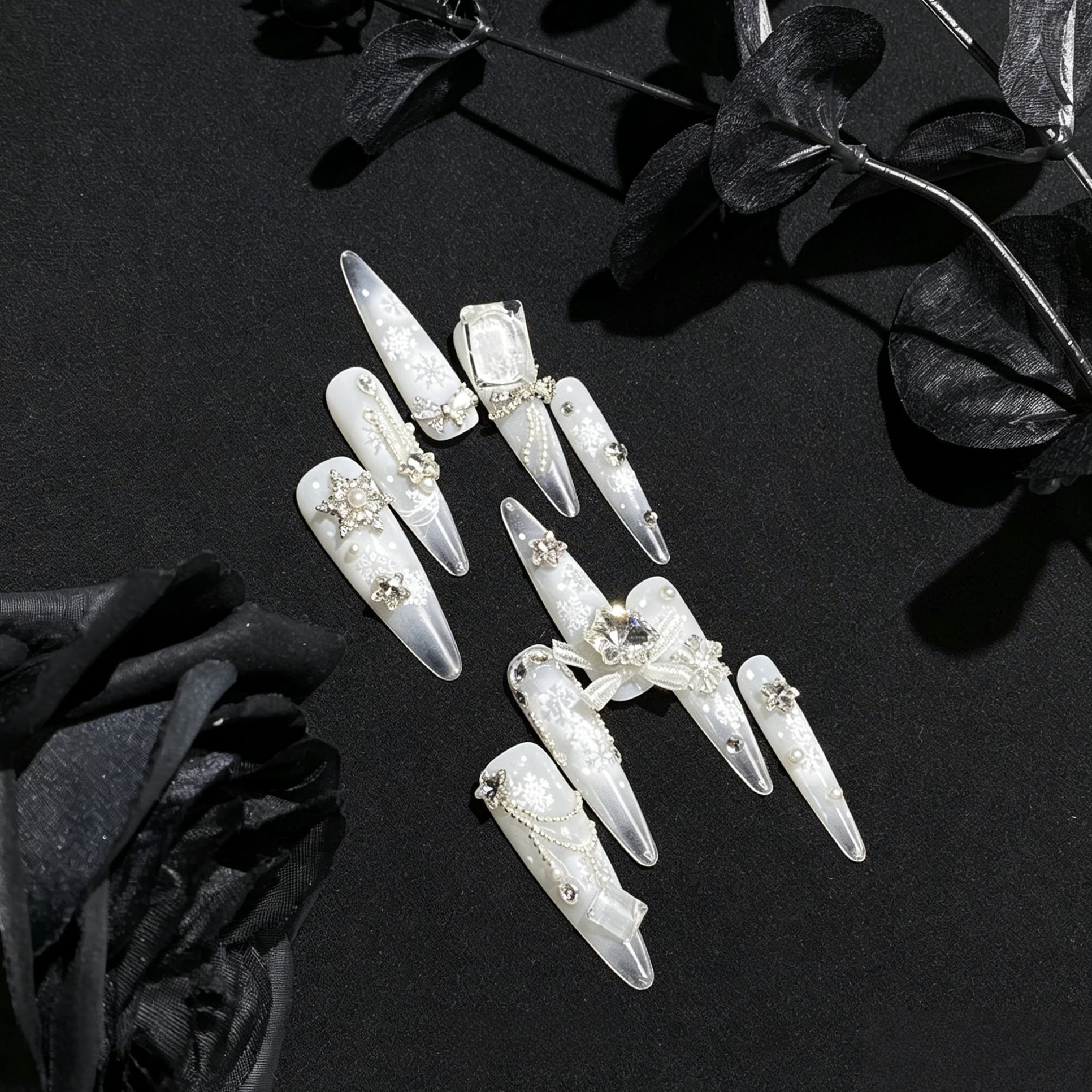 White Love Ballad Lolita Handmade Detachable Press-On Nails