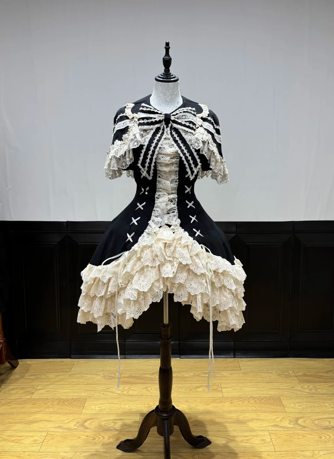 Dark Gothic Doll Silver Butterfly Amber Lolita Black OP Dress