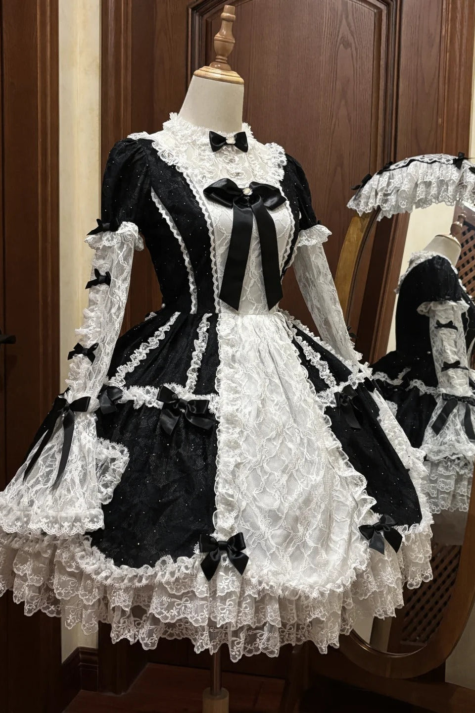 Lacy Doll Black Rhinestone Lace Gorgeous Lolita OP