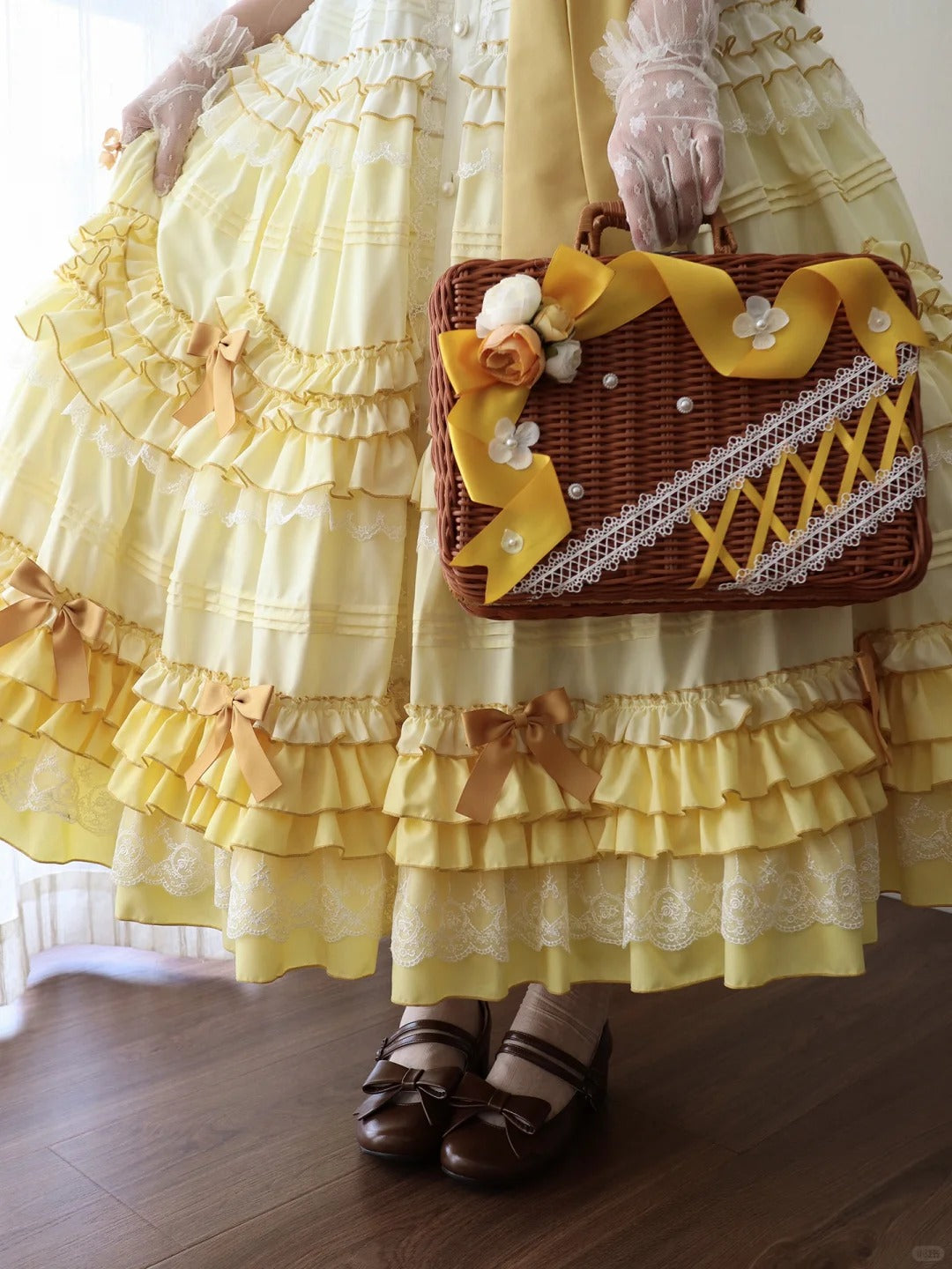 Vintage Classic Lolita Gradient Cream Yellow JSK Dress