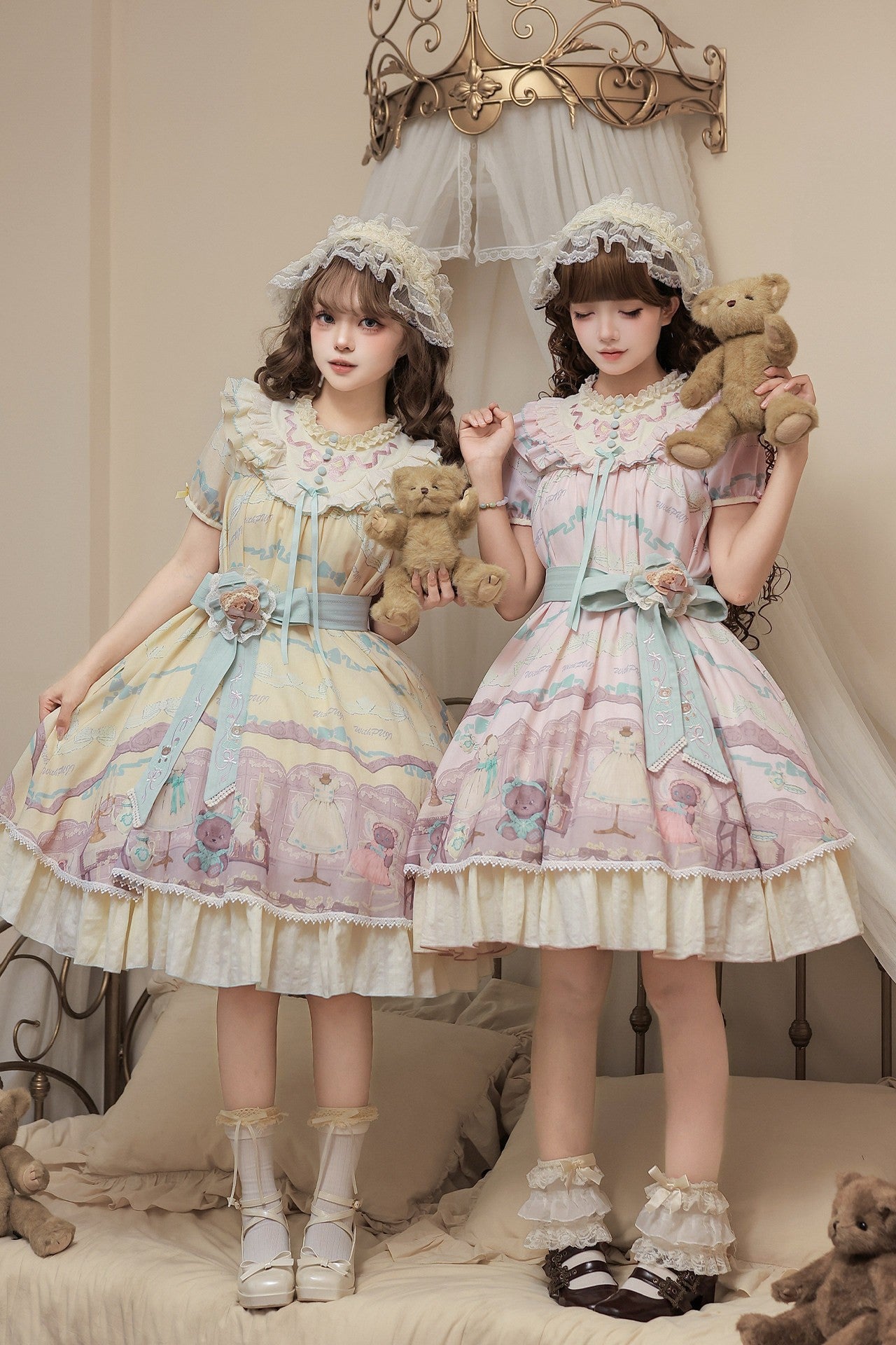 Frosted Bear Dollhouse Antique Doll Lolita OP
