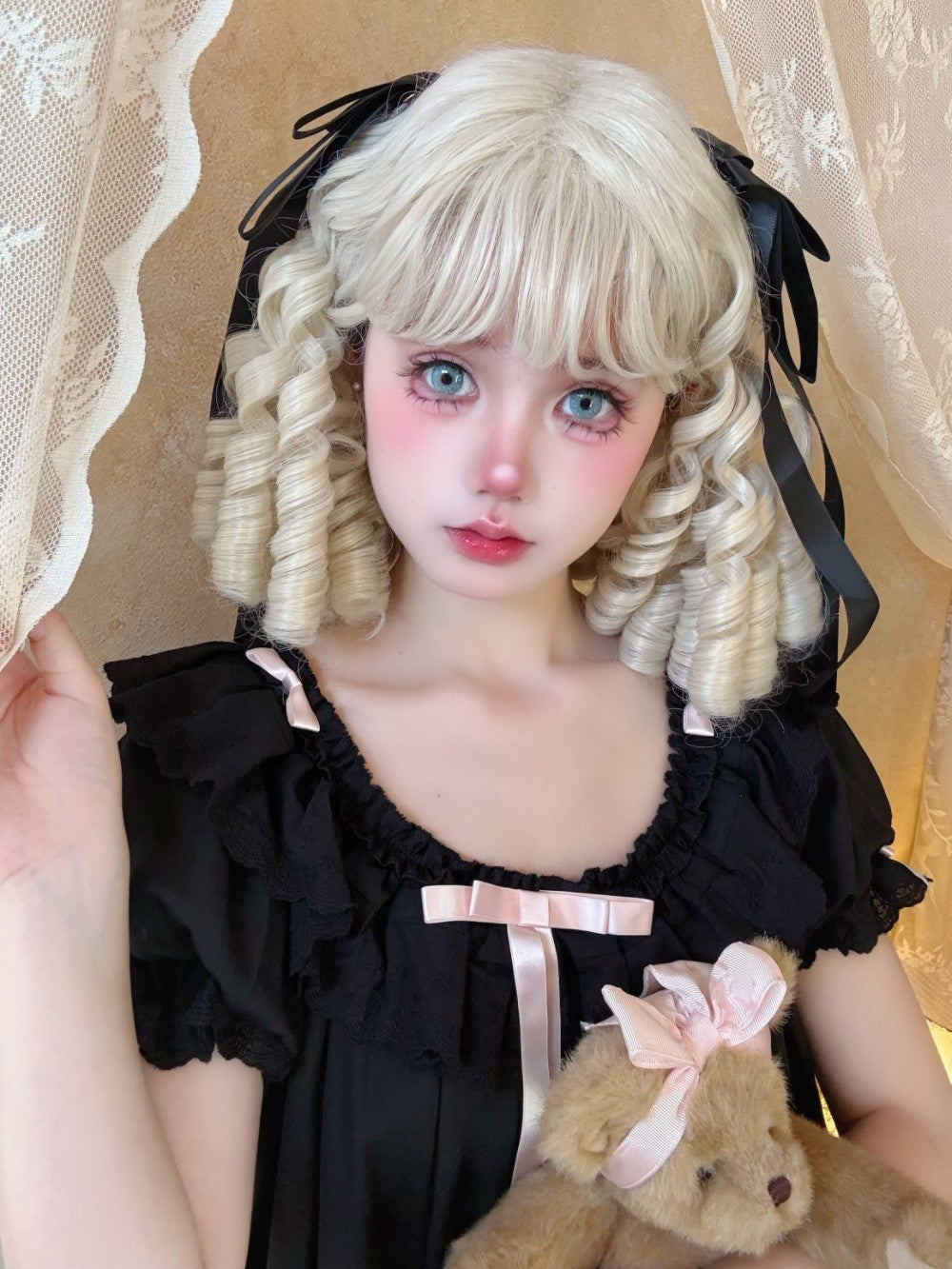 Lolita Short Sparkly Roman Curl Wig