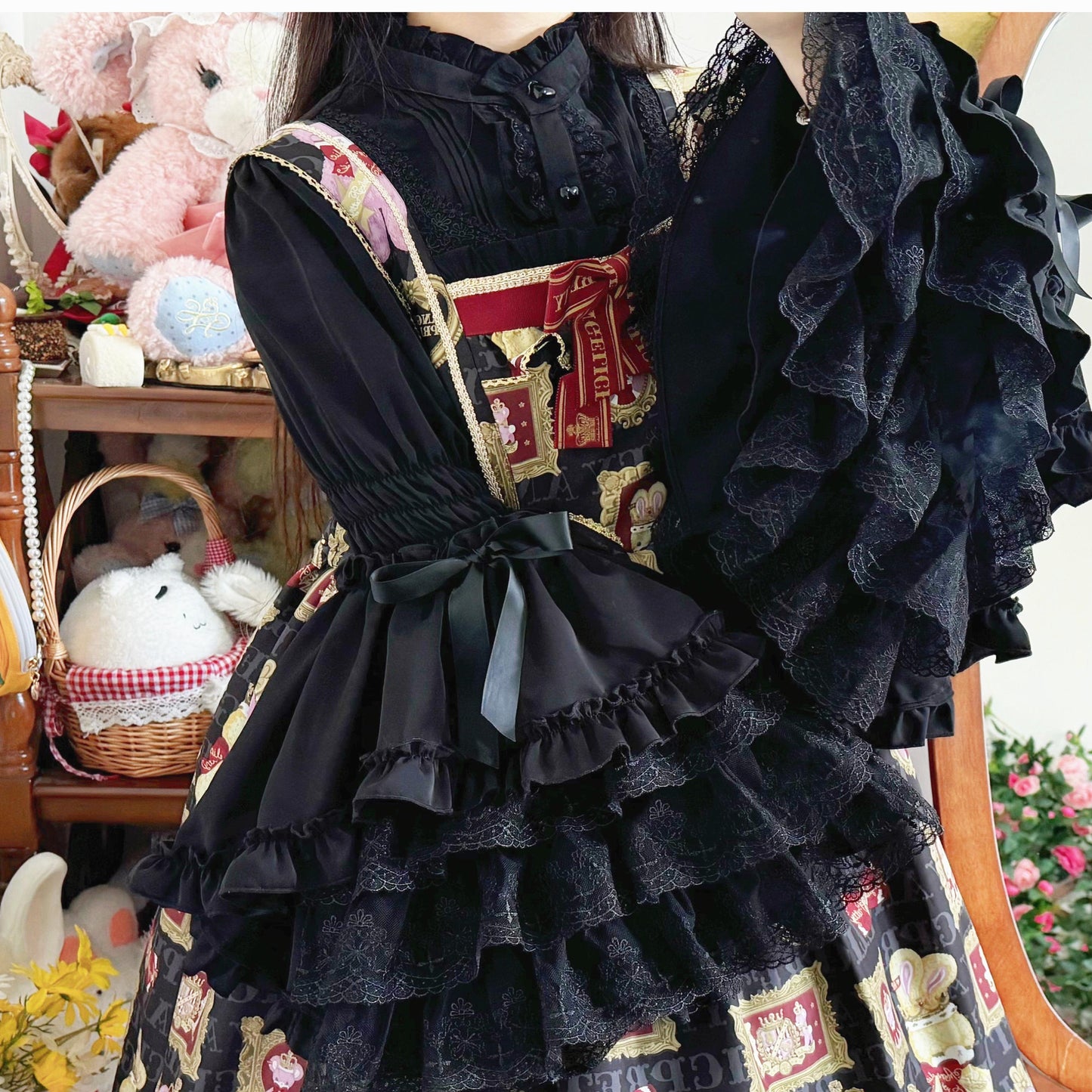 Lolita Sweet Tiered Long Sleeve Blouse LE1012