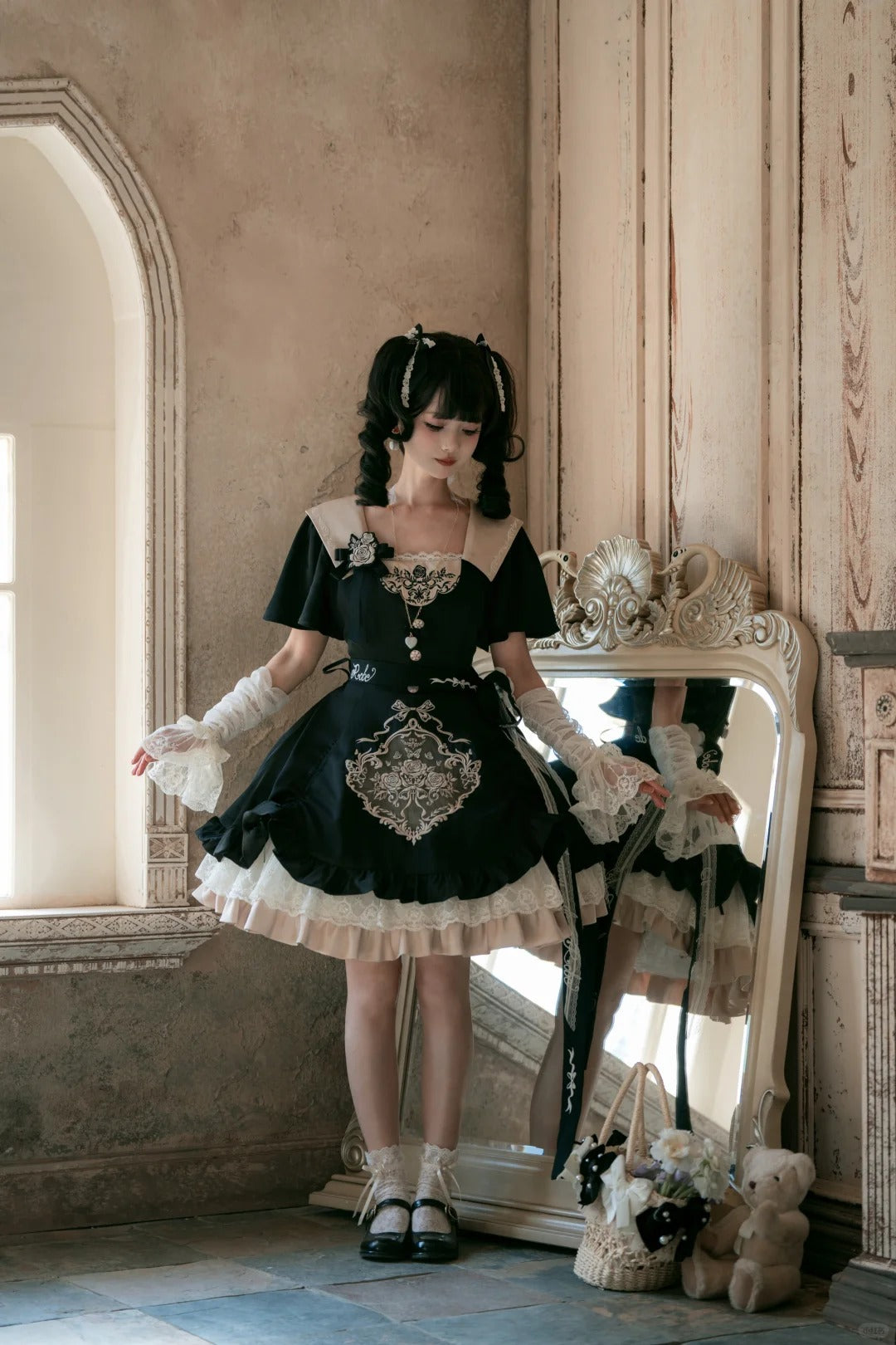 Glaze Floral Realm Lolita Printed Black OP Dress Set