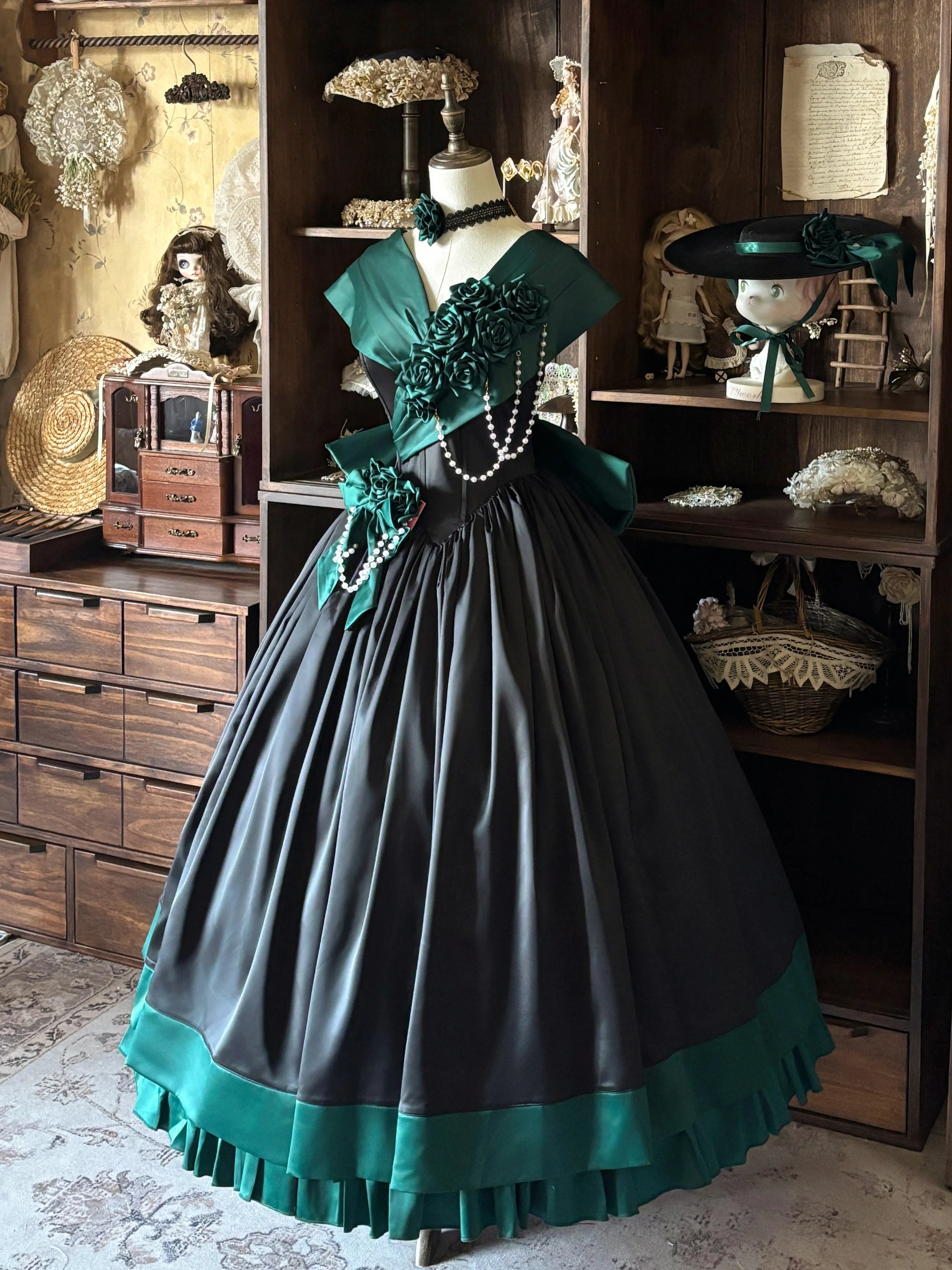 Rose 3D Floral Pearl Gothic Lolita Ball Gown OP Dress