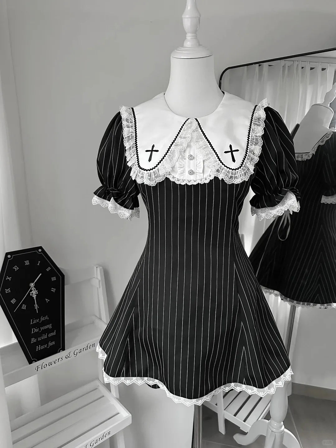 Prayer Poem Ryōsangata Striped Summer Outfit Set