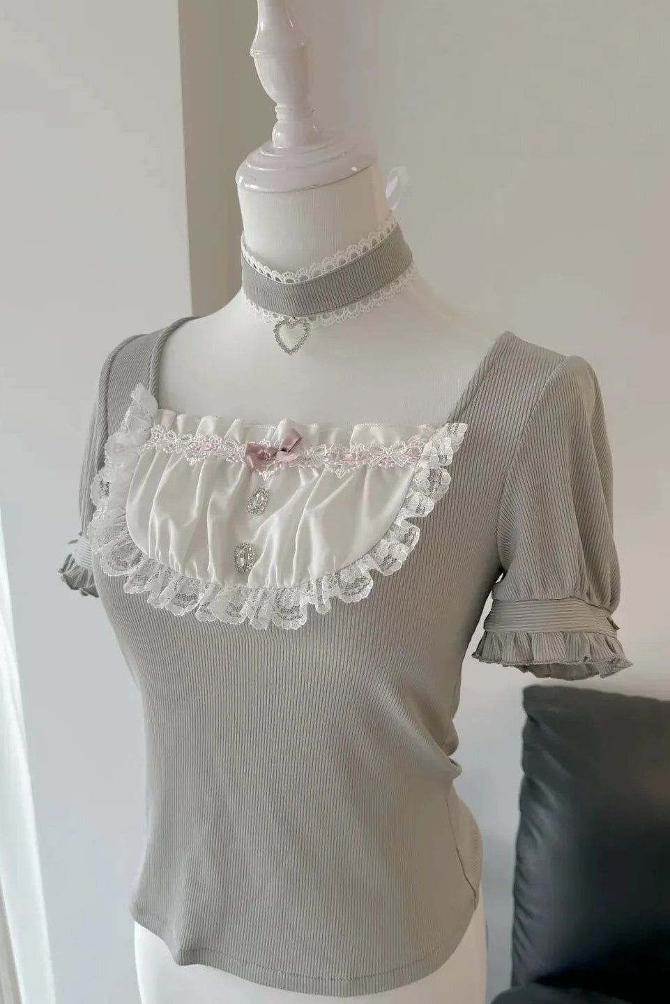Little Cake Sweet Lace Ryōsangata Blouse