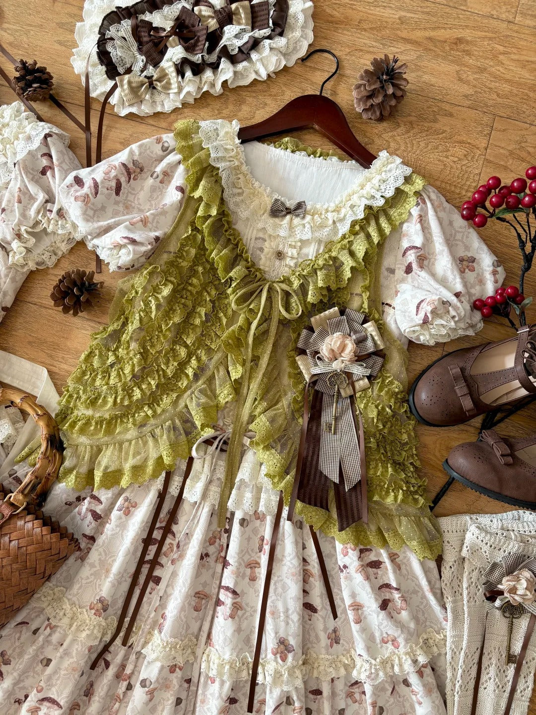 Magic Telegram Squirrel Fairytale Cottage Lolita Short OP