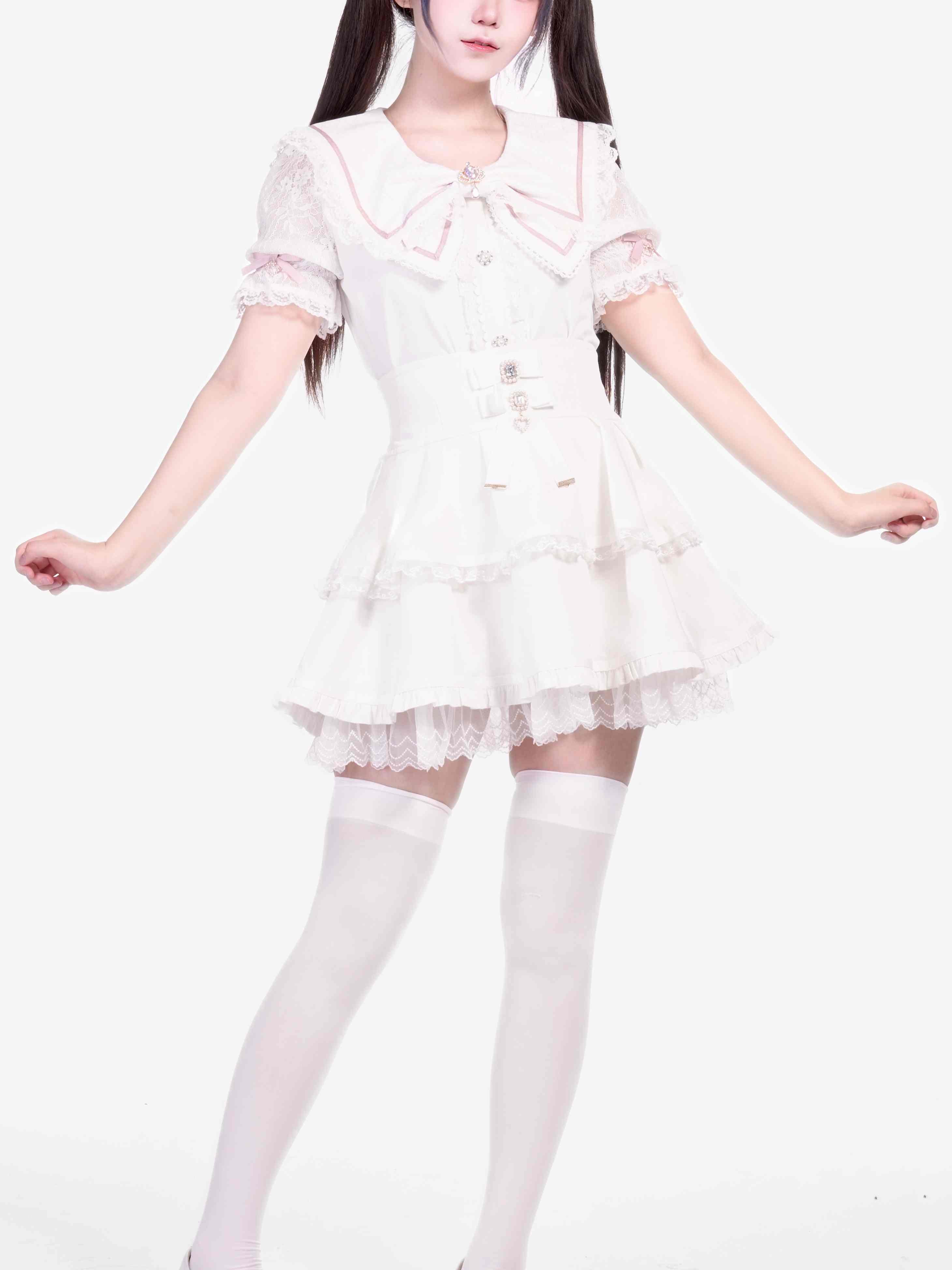 Lolita Seisokei Lace Tiered Skirt LR1002