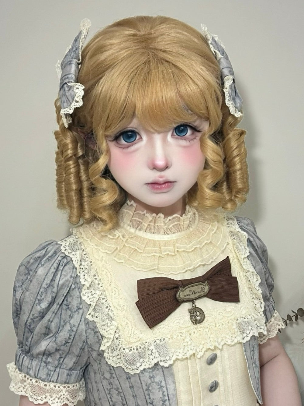 Lolita Short Sparkly Roman Curl Wig