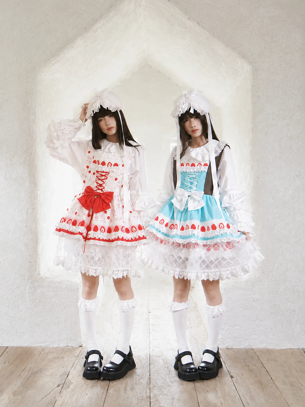 Strawberry Scent Polka Dot Floral Mini Wing Pinafore JSK Dress