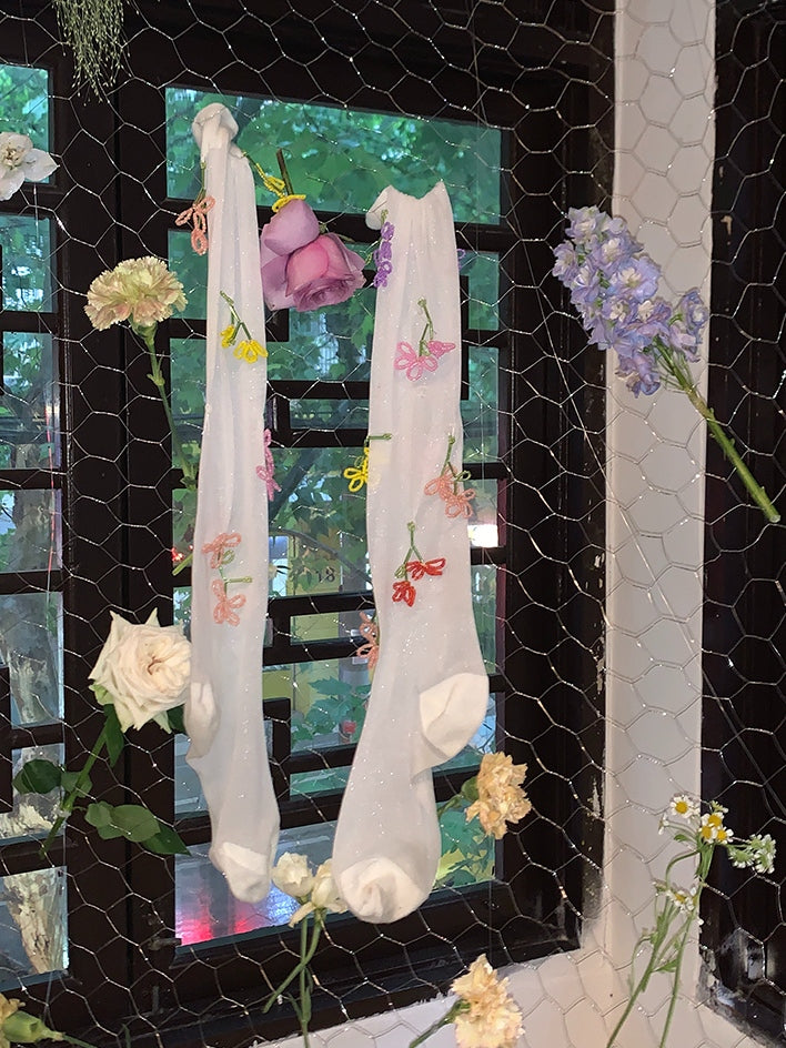 Sweet Flower Pendant Accent Socks