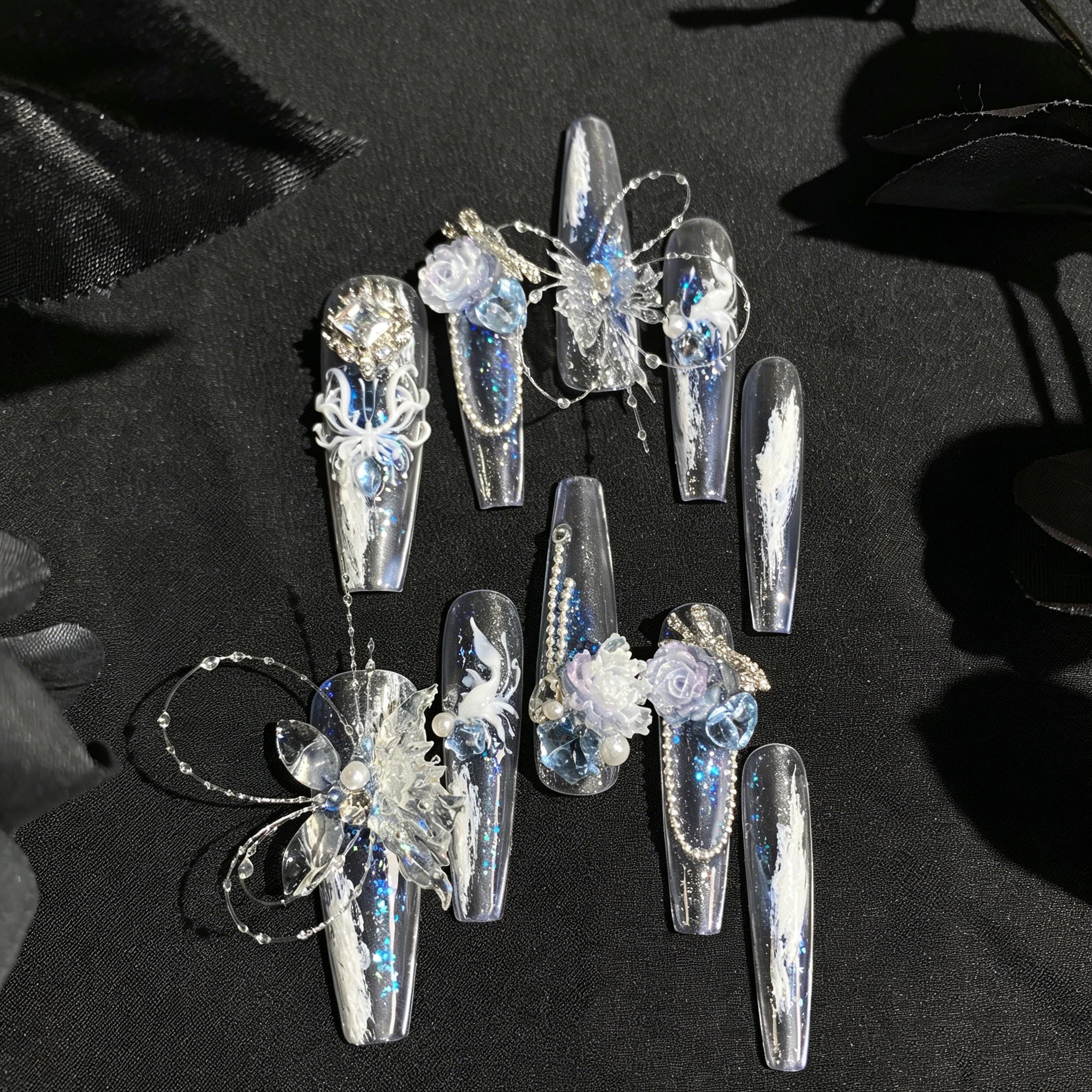 Sariel Tenderness Lolita Handmade Detachable Press-On Nails