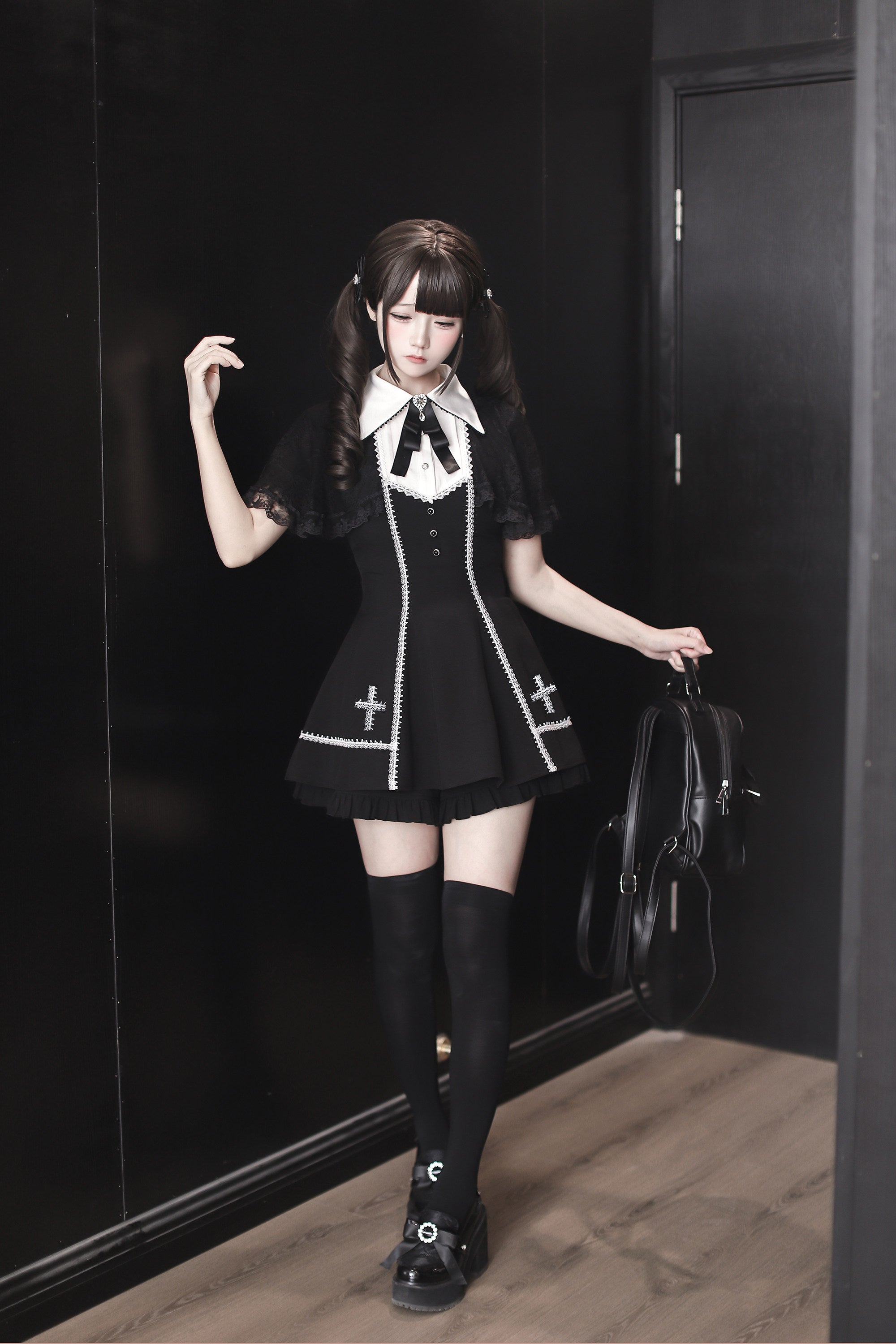 Night Eclipse Lace Cloak Jirai Kei Gothic Dress