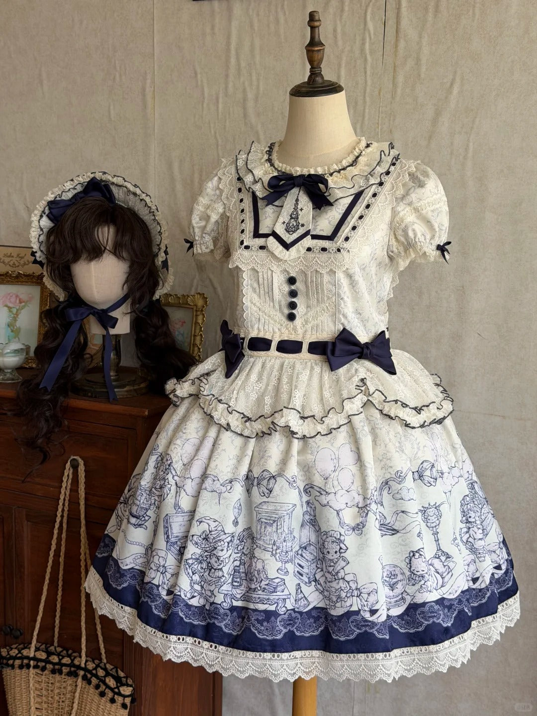 Fantasy Lamb Jacquard Print White Classic Lolita OP