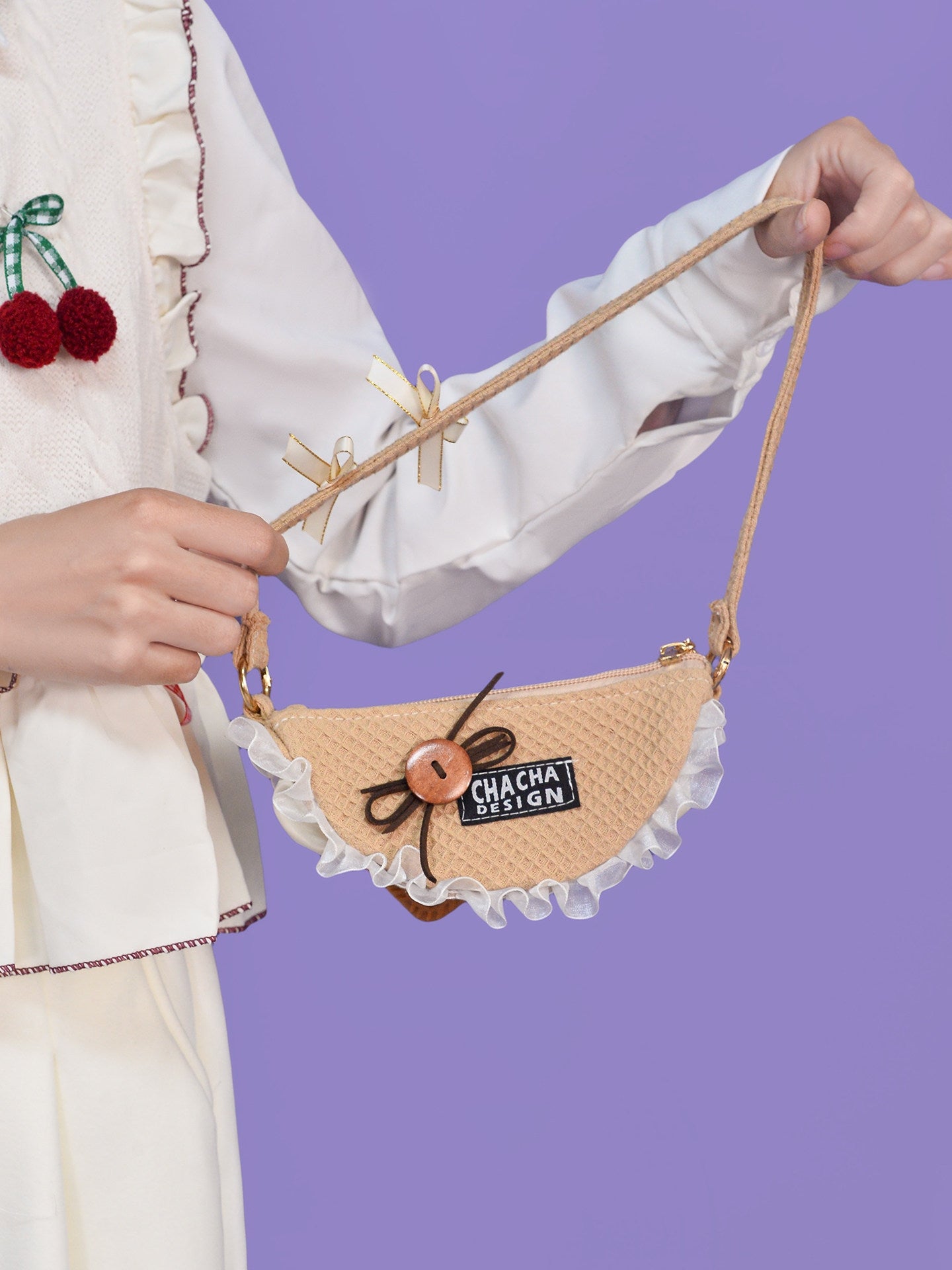 Strawberry‑Filled Waffle Cookie Pearl Chain Handbag