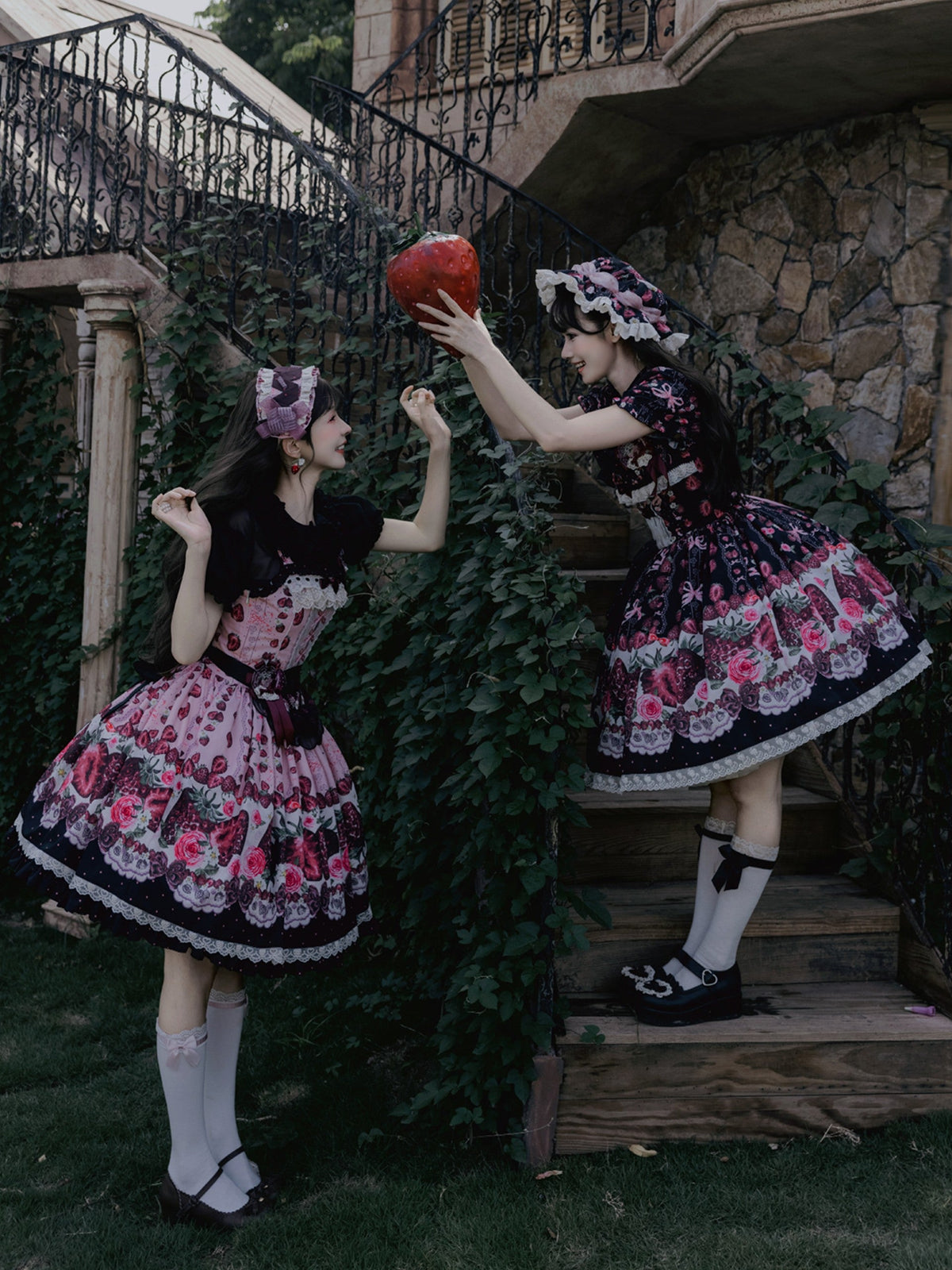 Rotten Berry Fairy Tale Strawberry Print Sweet Gothic Lolita JSK Dress