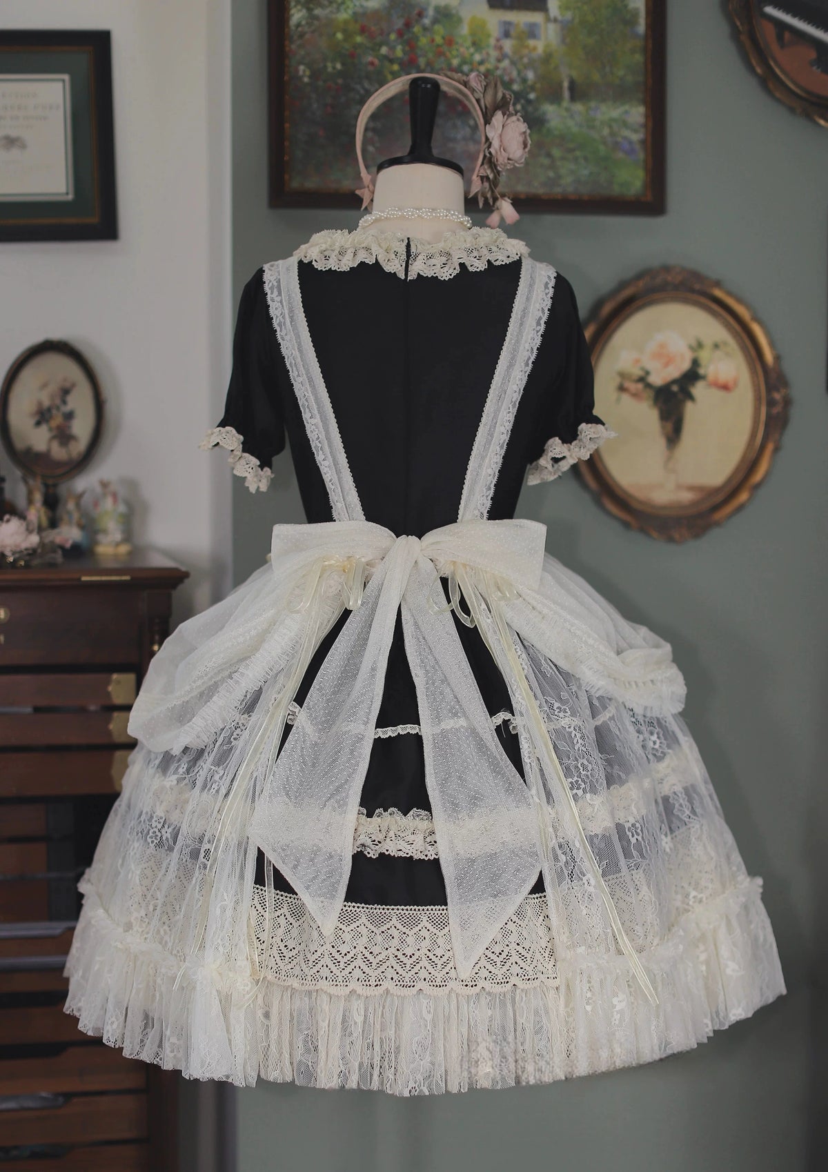 Antique Lace Retro Lolita Apron