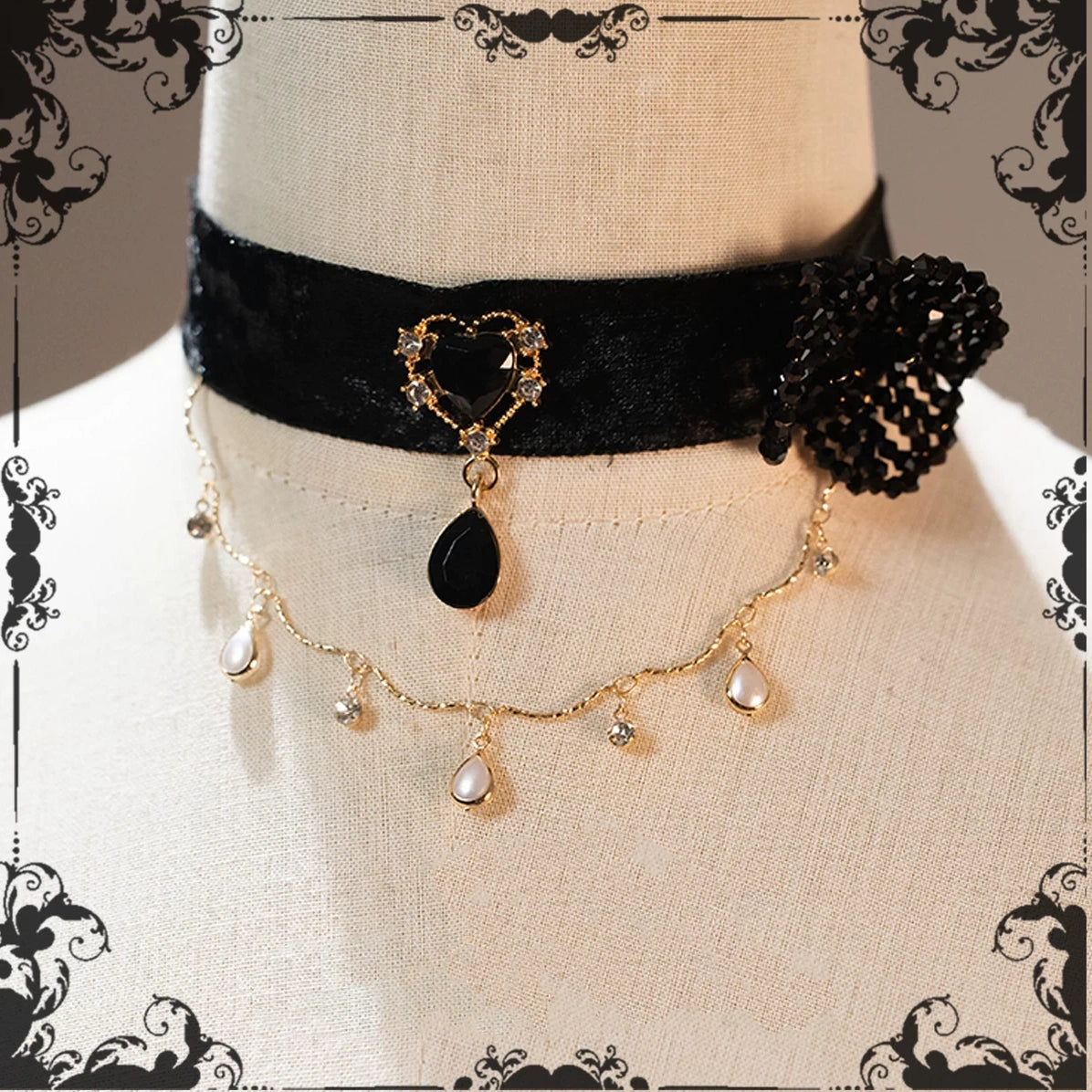 Mirror of Falling Stars Lolita Black Gold Velvet Empire Dress