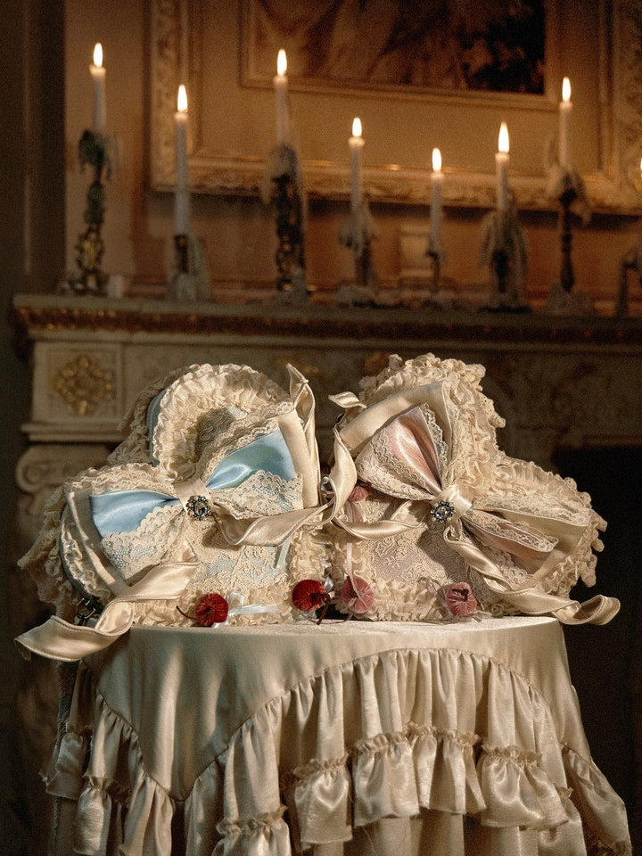 Mousse Rendezvous Rococo Heart Cake Handbag