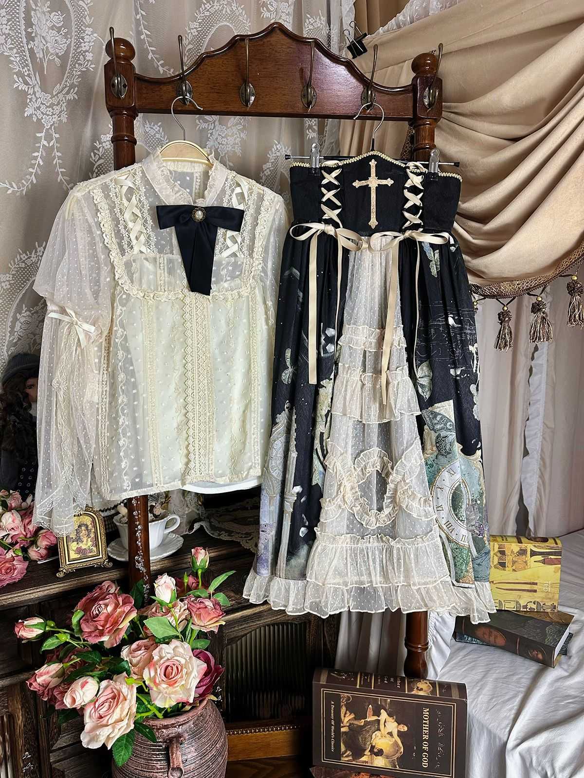Lolita Elegant Vintage Dress LC1009