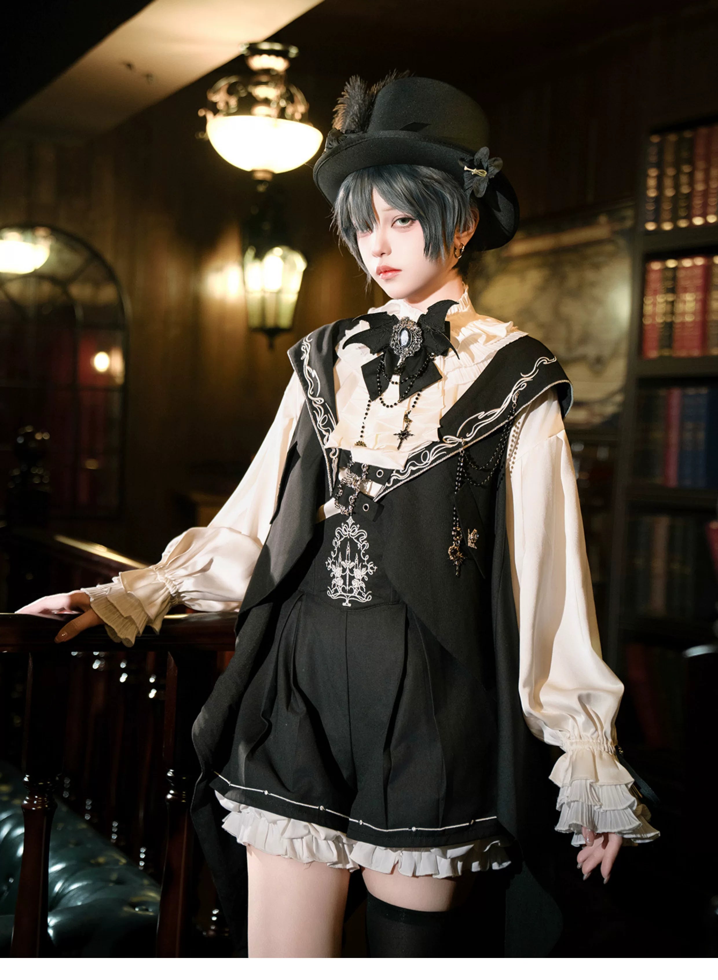 Rabbit Ears Meteorite Dark Prince Lolita Suspender Shorts Set