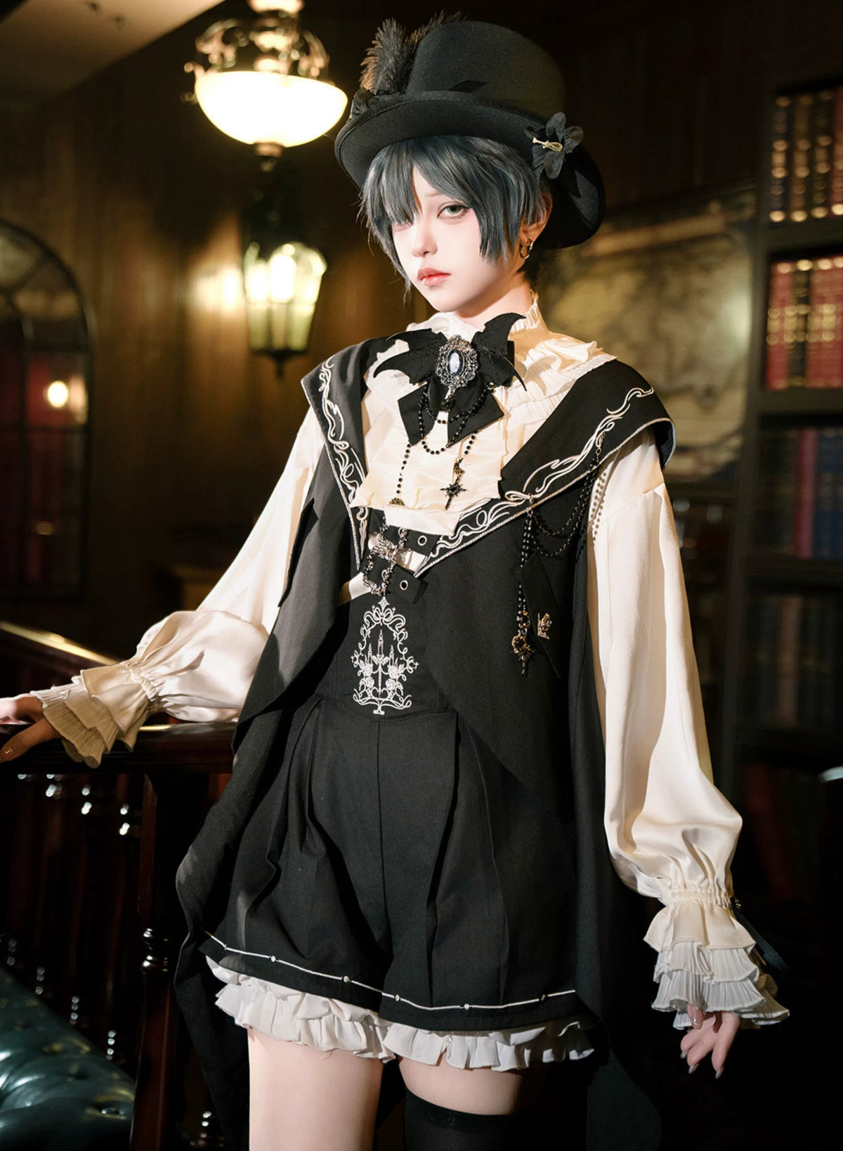 Rabbit Ears Meteorite Dark Prince Lolita Suspender Shorts Set