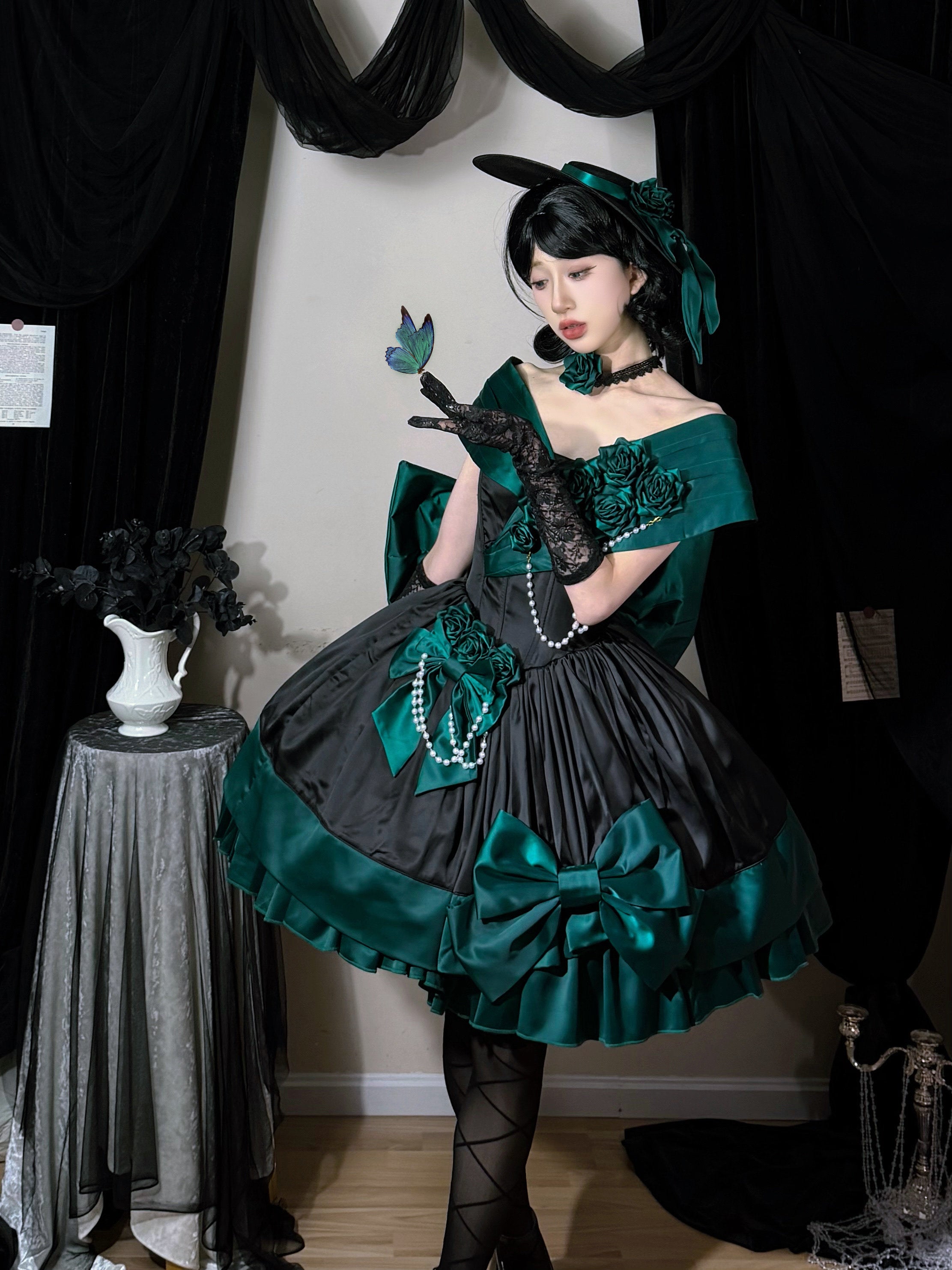 Treasure Chest Rose Lolita Green Dress