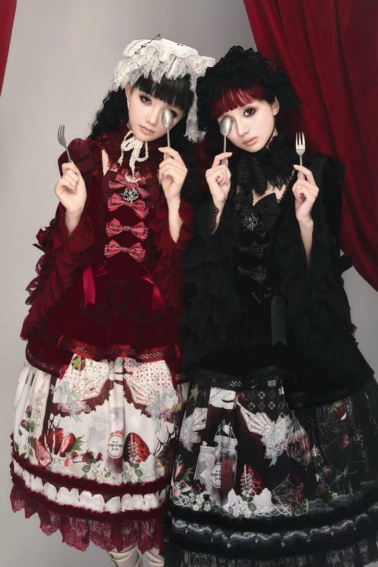 Hunting Strawberry Velvet Gothic Sweet Lolita Dress SK & Jacket Set