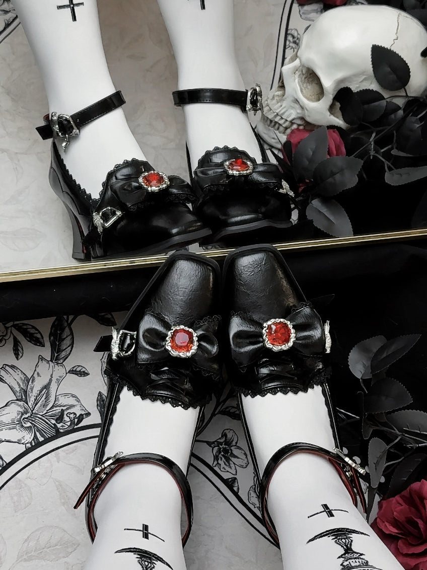 Night Banquet Black Square Toe Gothic Lolita Shoes with Ruby Bow