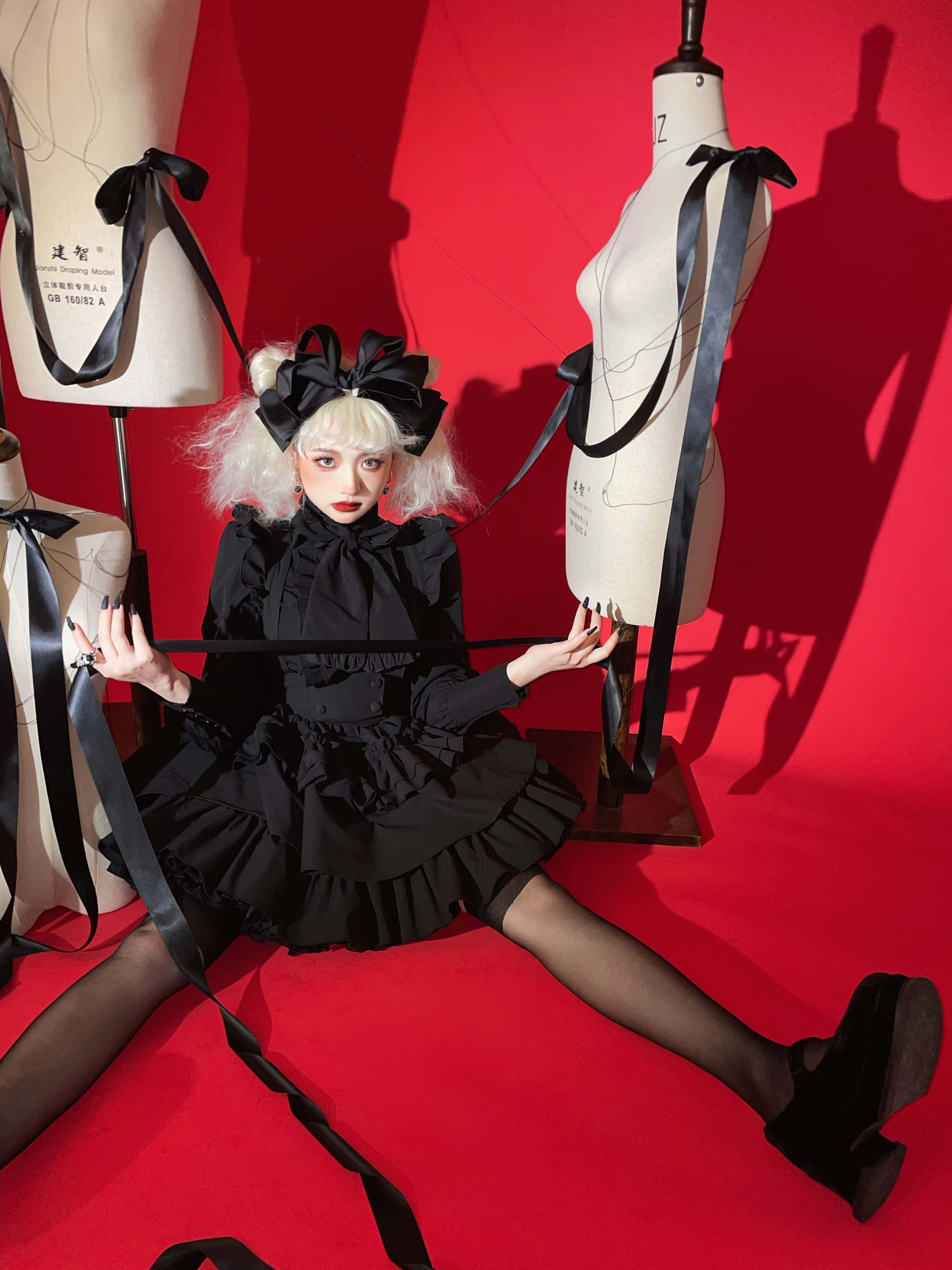 Doll Gift Box Gothic Lolita Black Shirt & Skirt Set