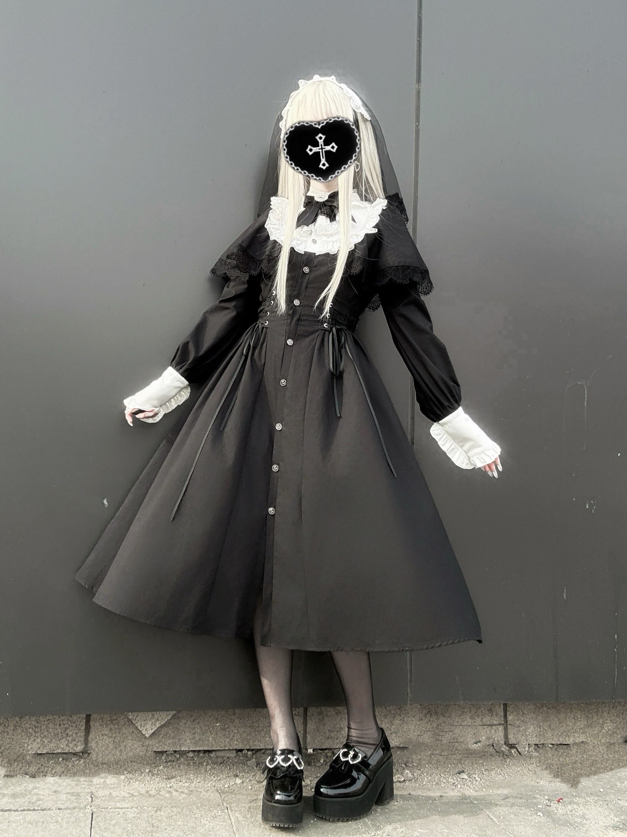 Silent Prayer Ryousangata Nun Dress