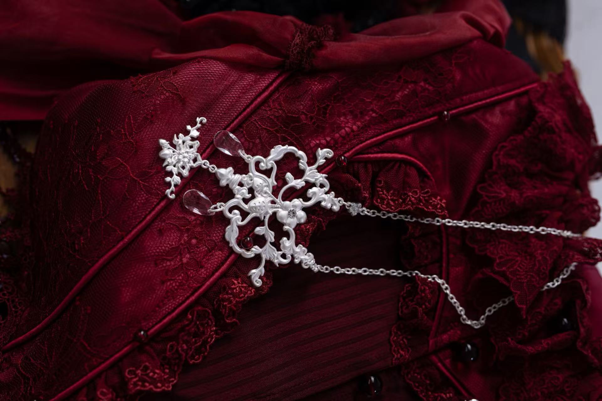 Hunting Strawberry Gothic Sweet Lolita Accessories Set
