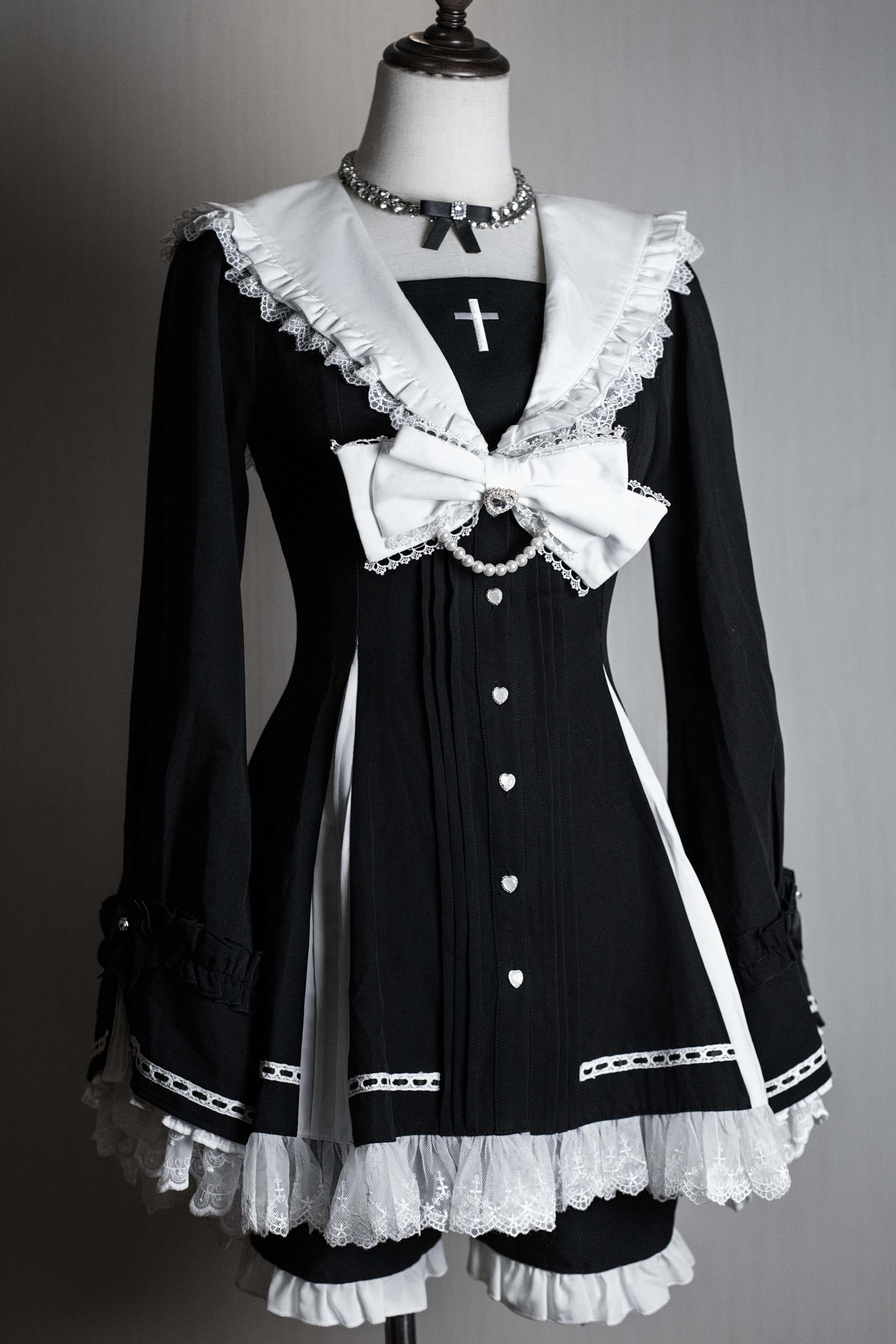 Night Prayer Hime Sleeve Lace Coordinate Outfit Set