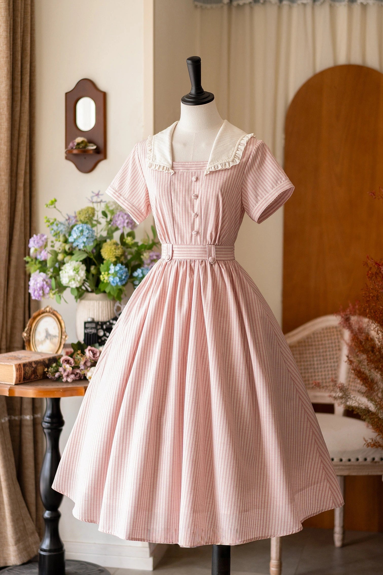 French Vintage Linen Cotton Short Sleeve Swing Dress