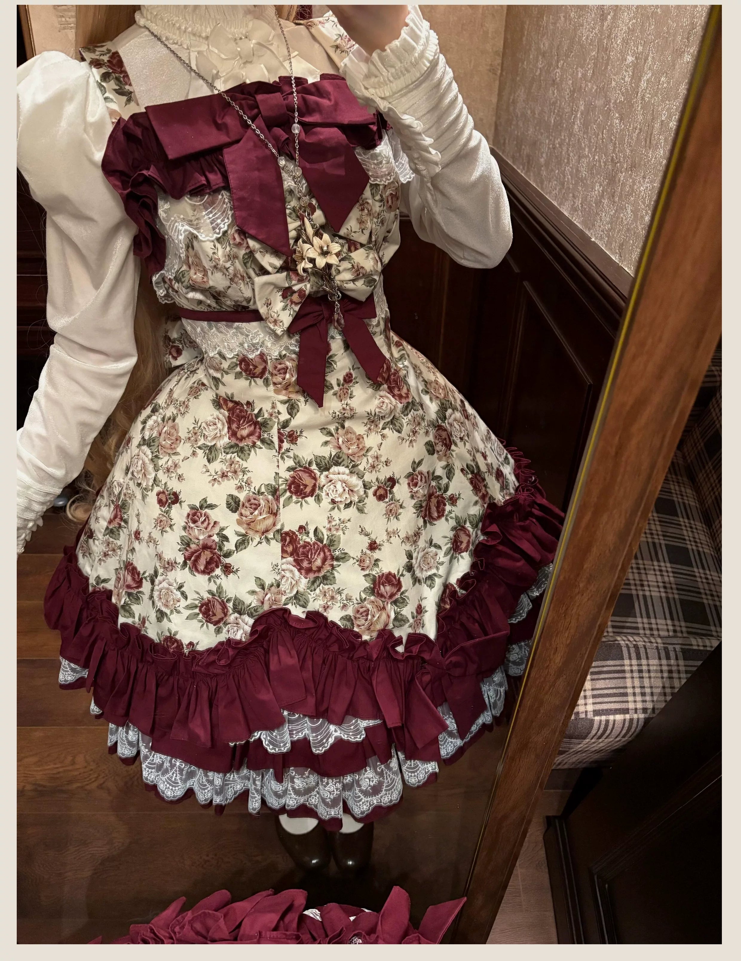 Burgundy Rose Classic Lolita JSK Vintage Japanese Rose Print