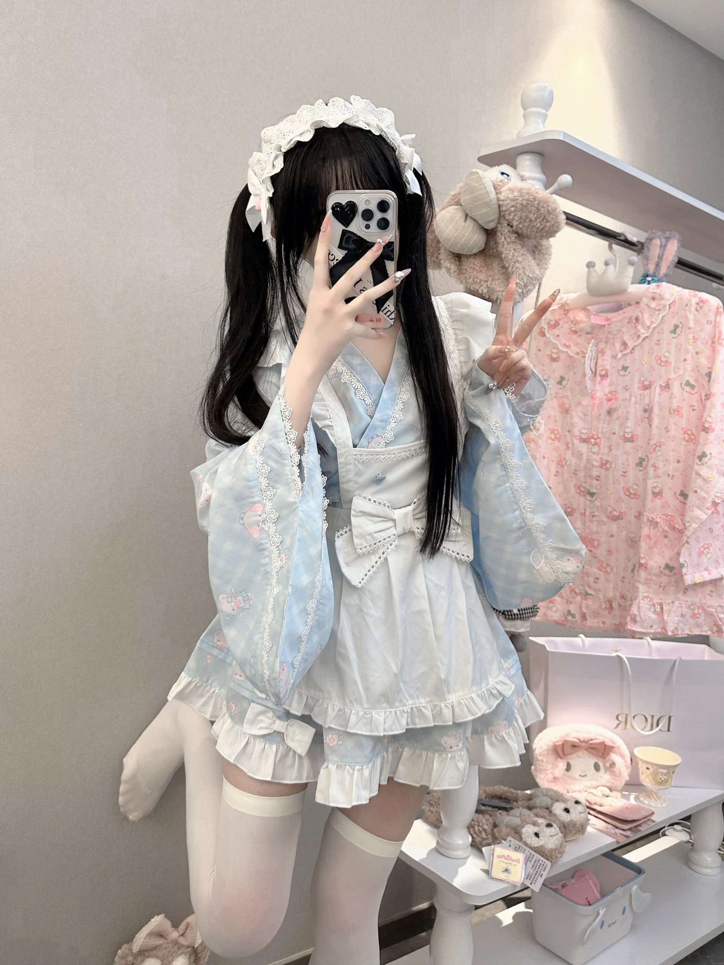 Lolita Kawaii Japanese-Style Maid Outfit LE1051