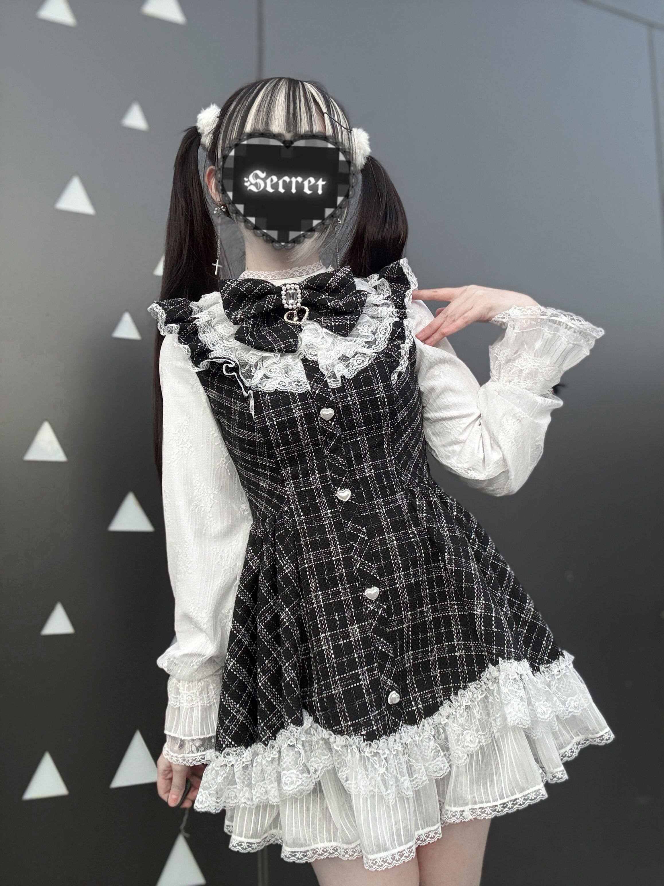 Moon Eclipse Doll Ryousangata Lace Dress Set