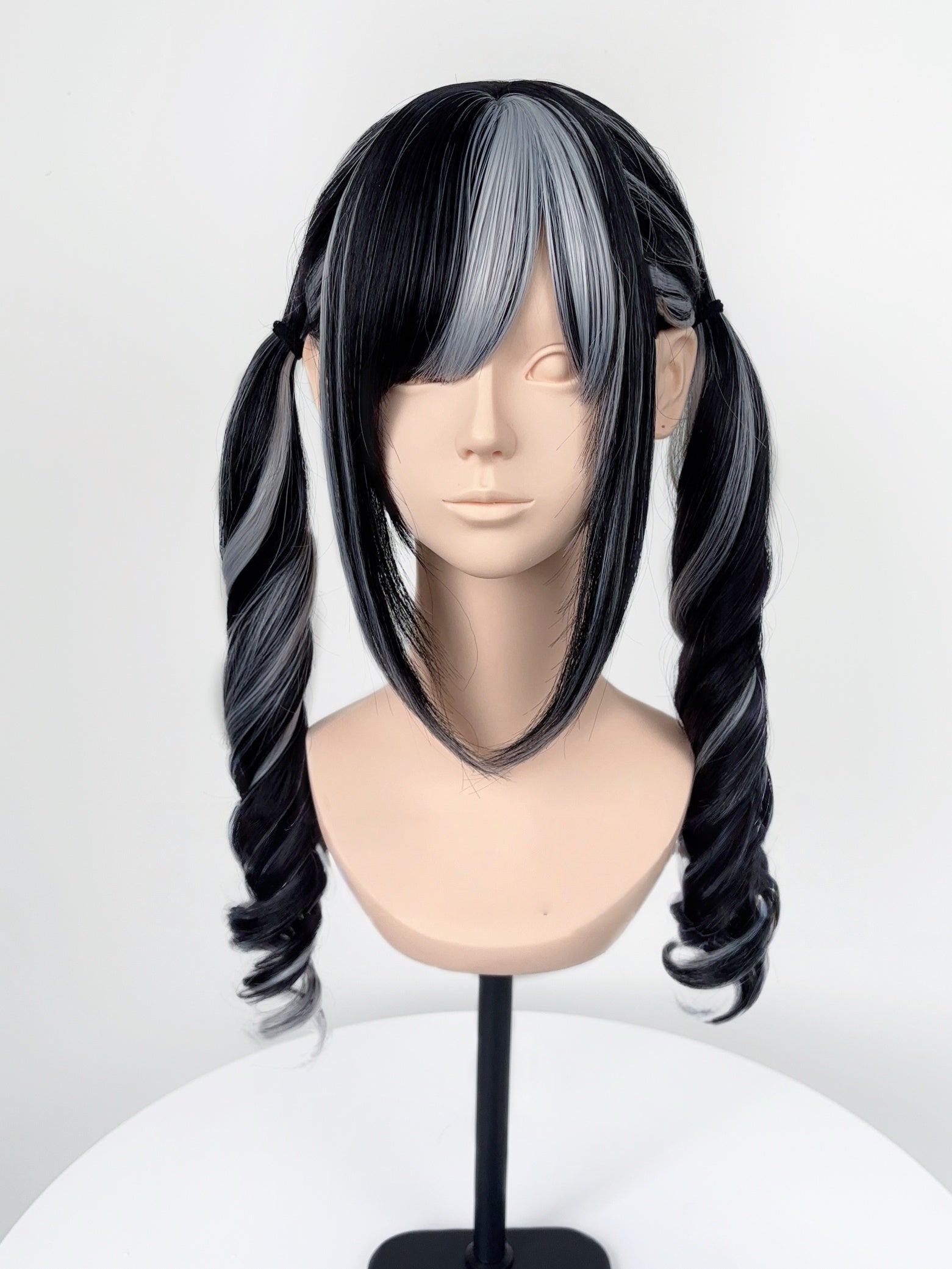J-Fashion Highlight Wavy Twin Tail Wig