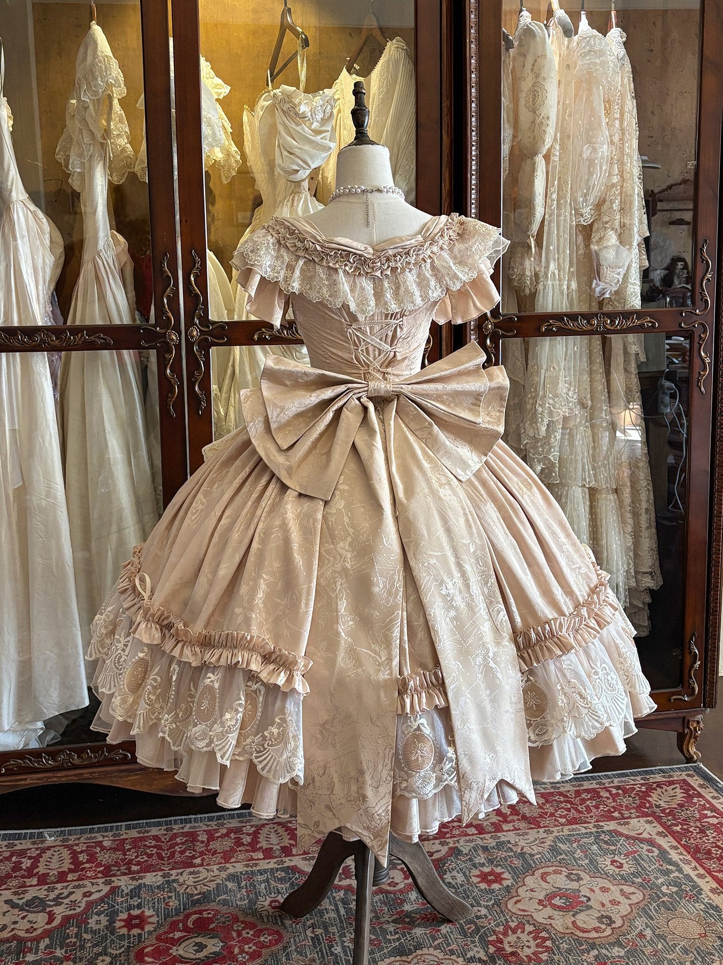 Bourbon Rose Ivory Fan Lace Embroidery Classic Lolita OP Dress