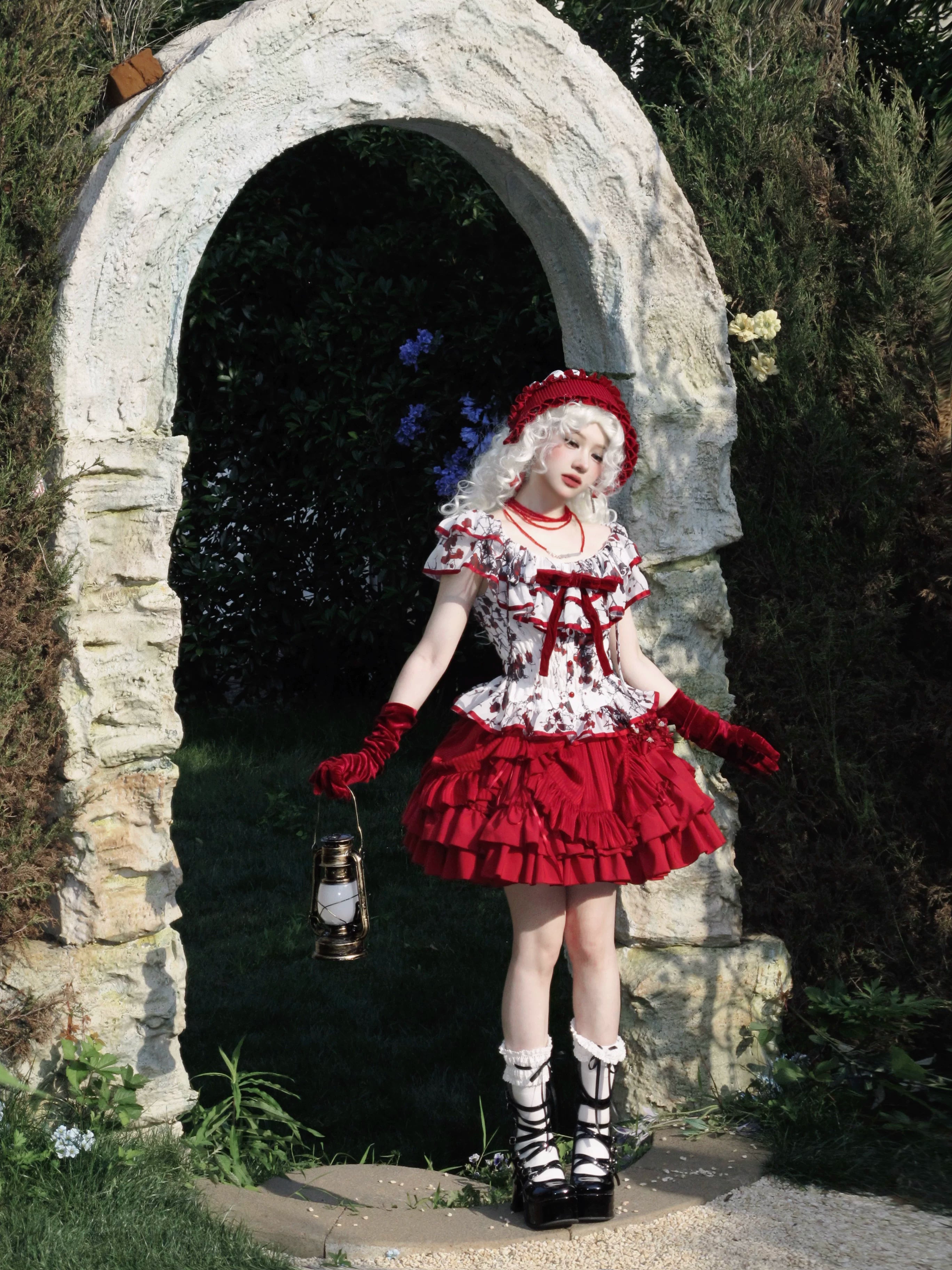 Thorned Rose Gothic Lolita Red Blouse & Skirt Set