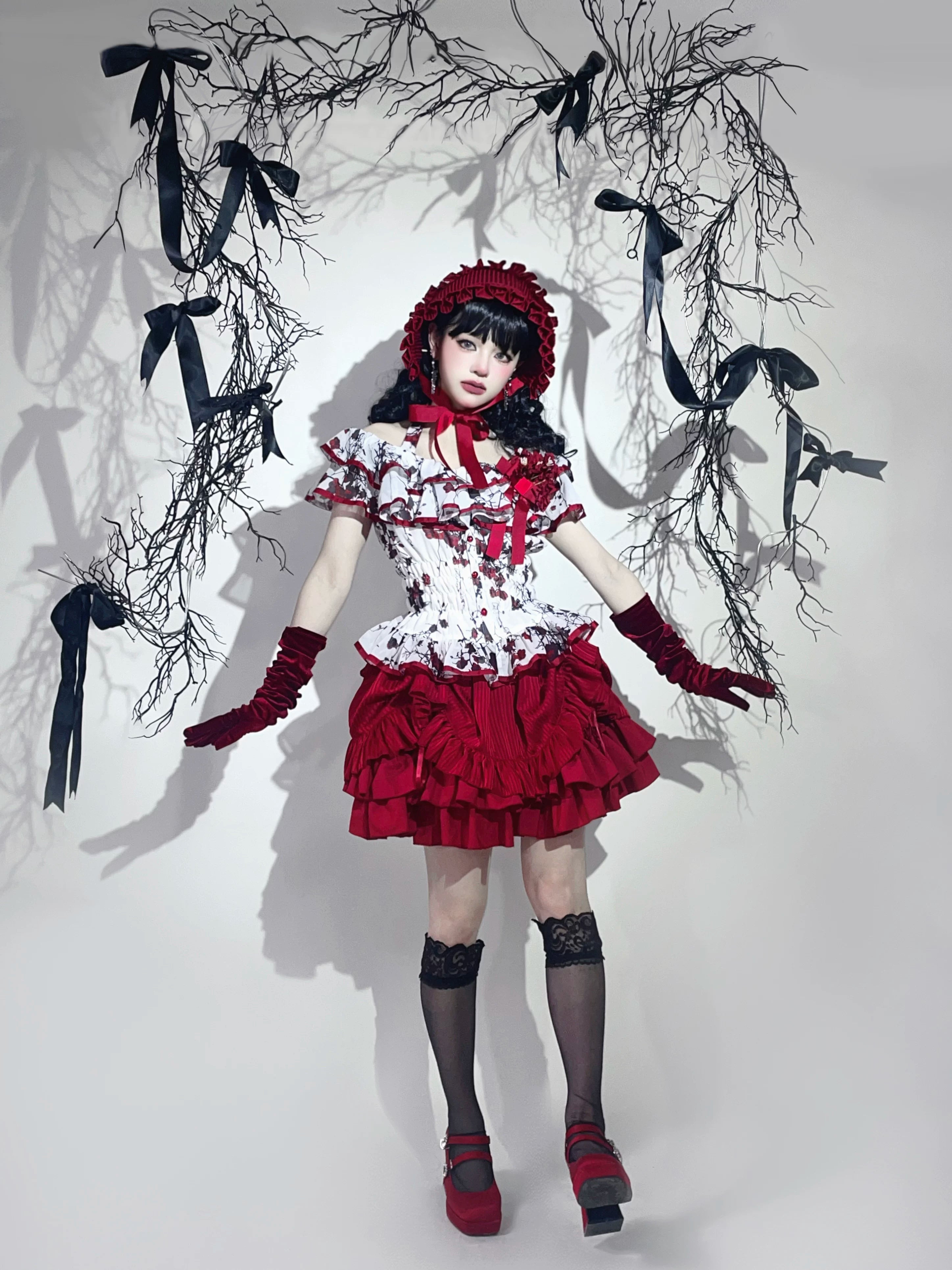 Thorned Rose Gothic Lolita Red Blouse & Skirt Set