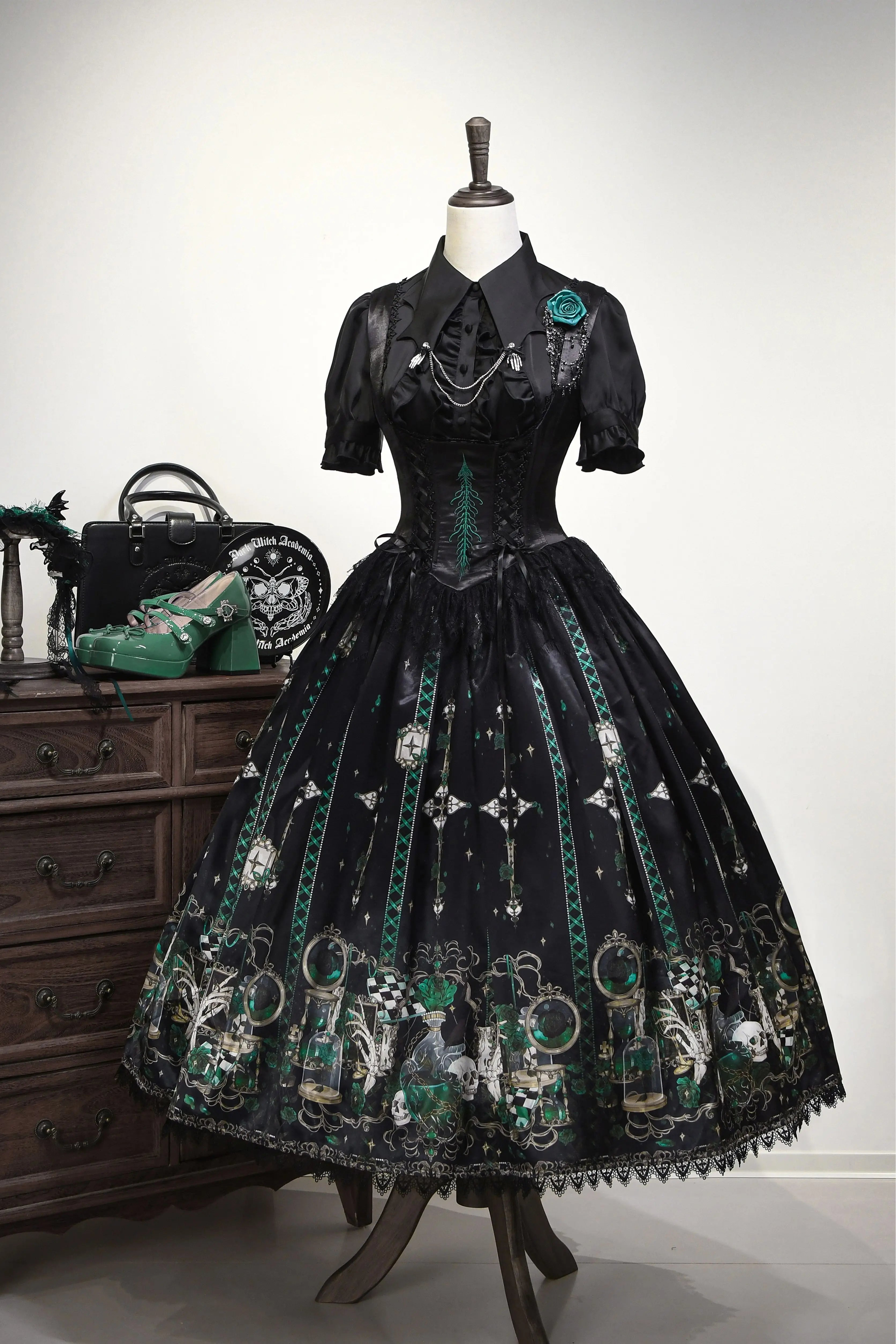 Blood Laboratory Green Skull Potion Print Gothic Lolita Long JSK
