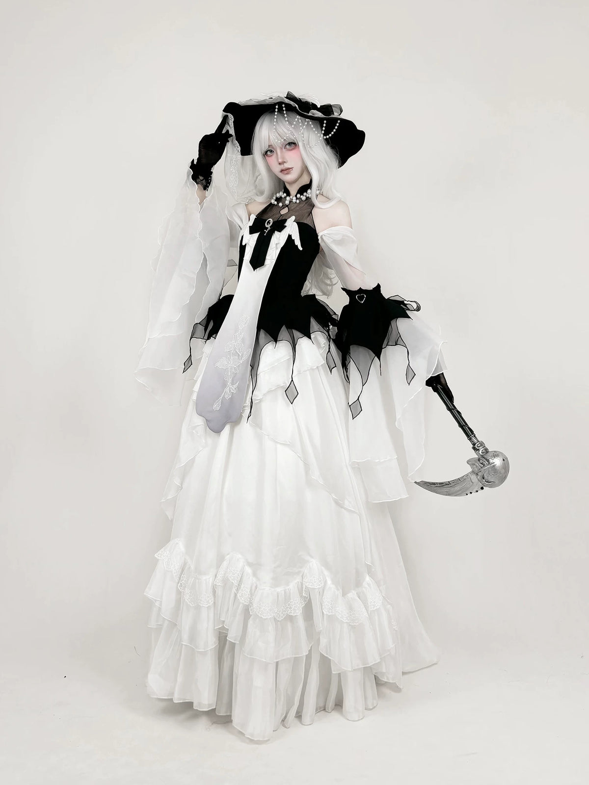 White Crow Original Elegant Gothic Lolita Black White OP Dress