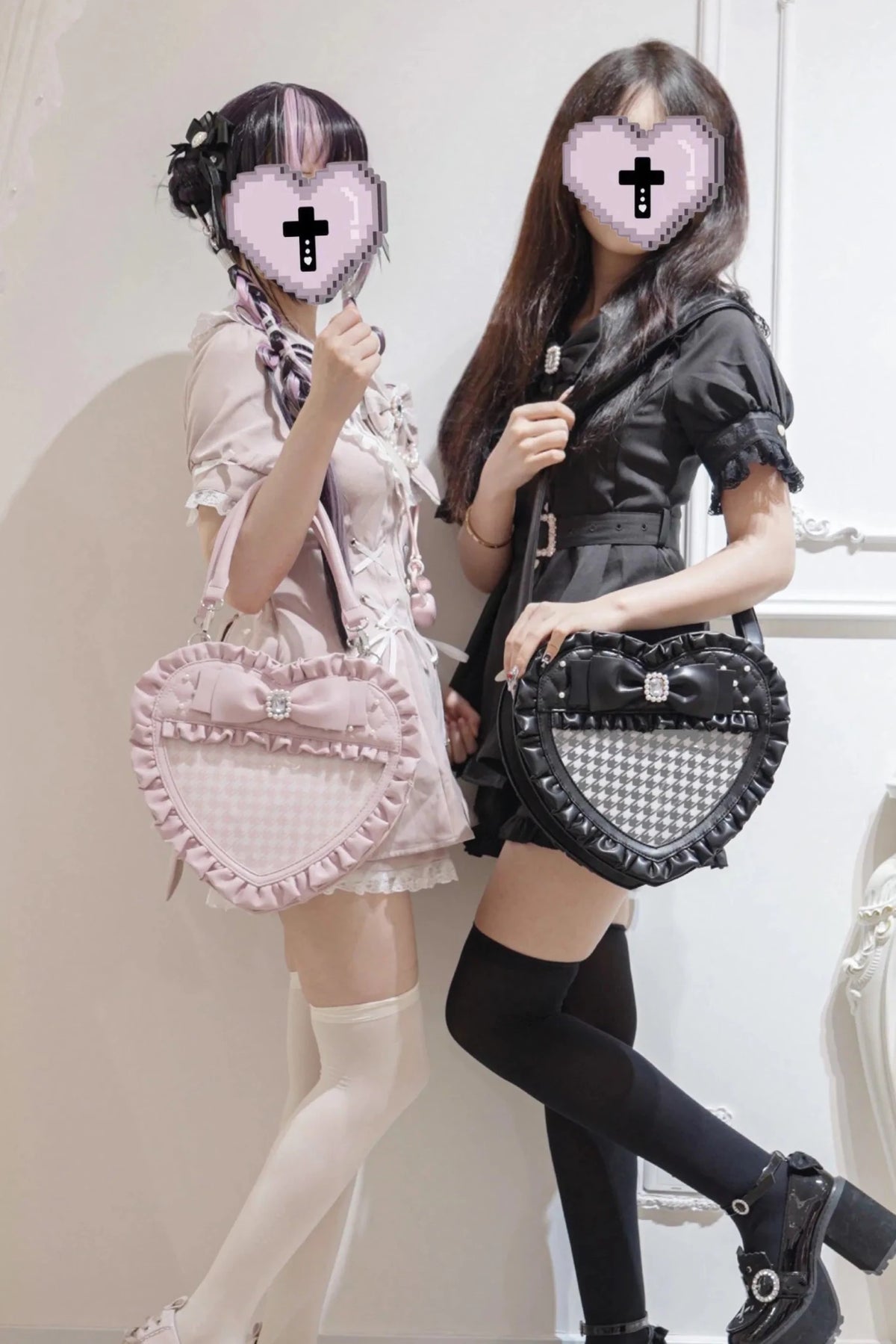 Angel's Heart Chamber Shaped Lolita Ruffle Bow Ita Shoulder Bag Pink Black - LolitaEra
