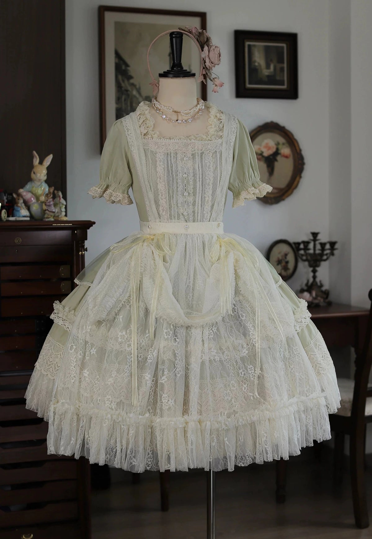 Antique Lace Retro Lolita Apron - LolitaEra