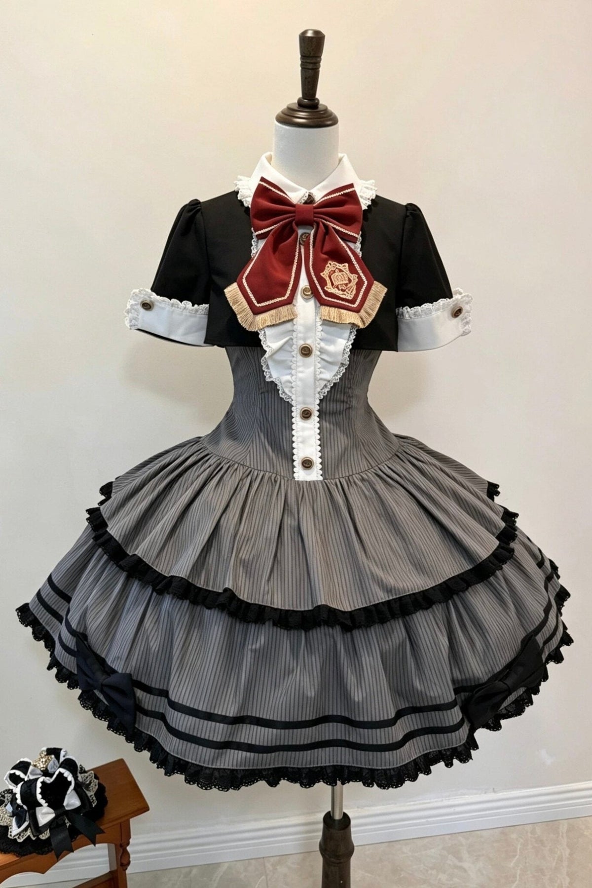 Black Striped Crown Idol Academy Lolita Fake Two-Piece OP Dress - LolitaEra