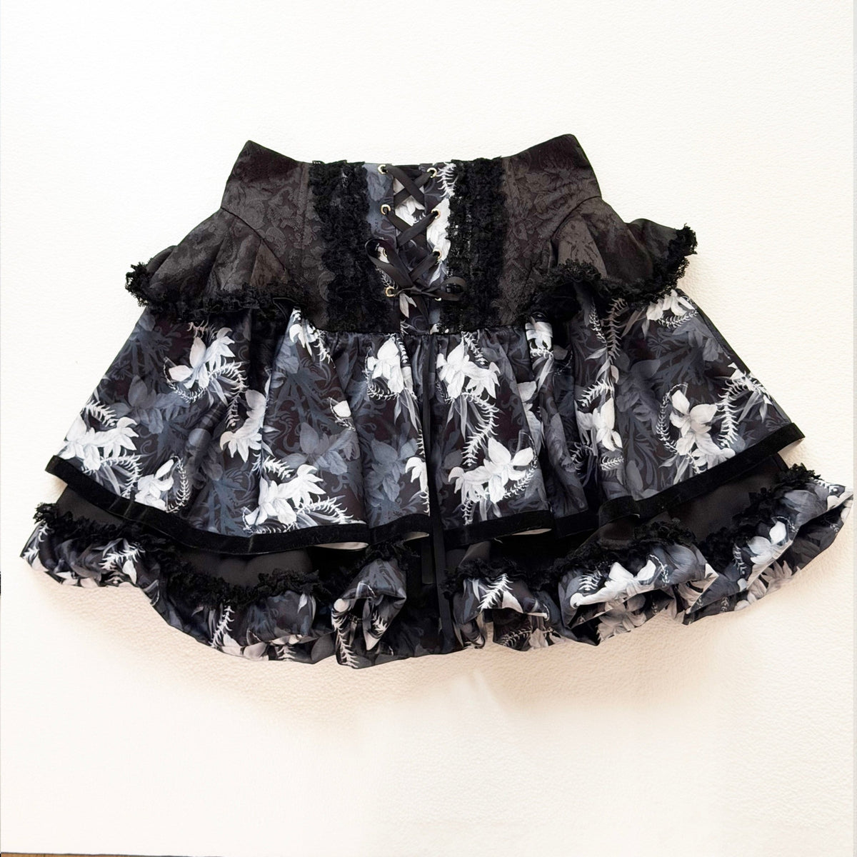 Bone Iris Gothic Dark Lolita JSK Dress - LolitaEra